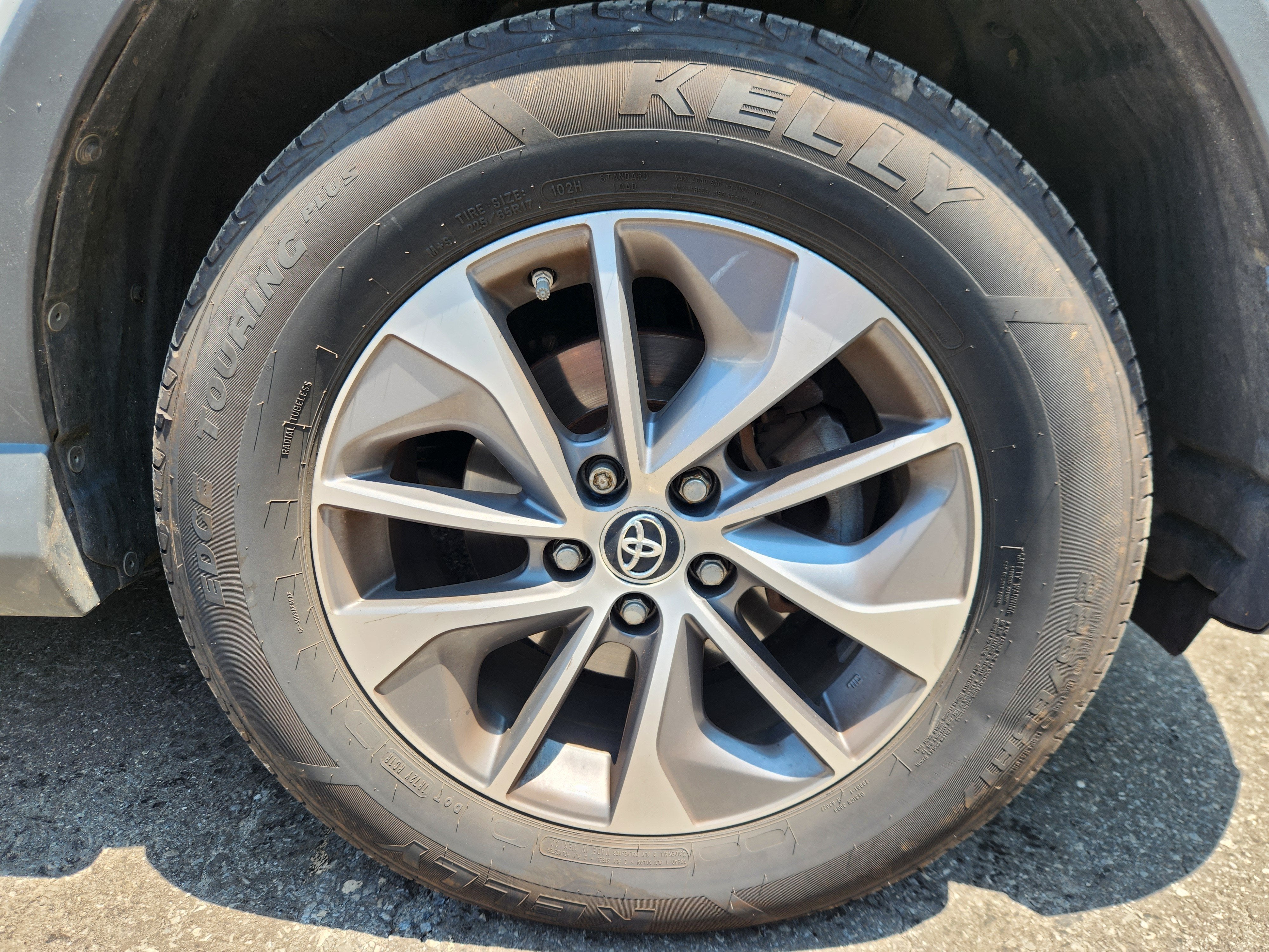 2016 Toyota RAV4 Hybrid XLE