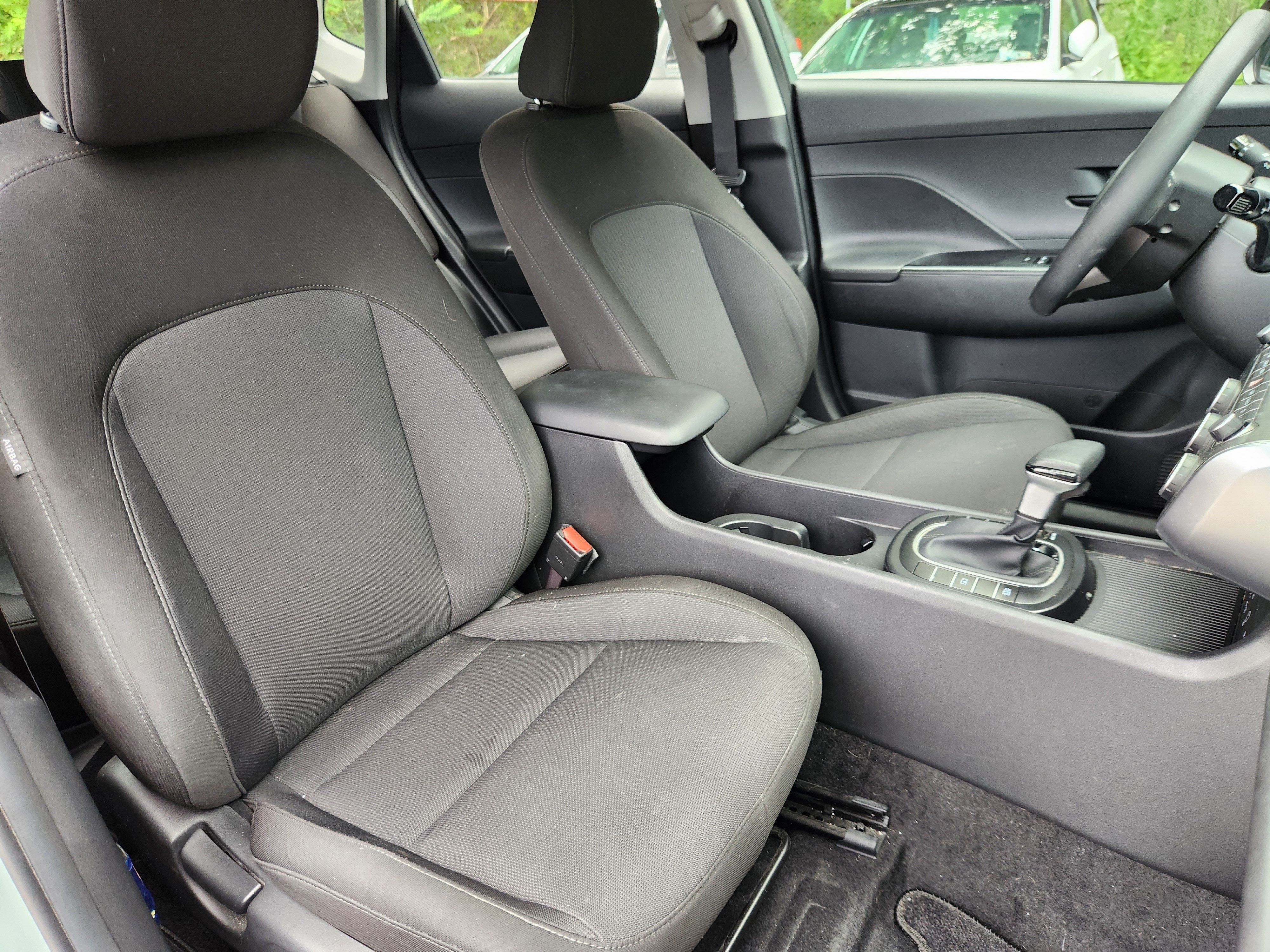 2024 Hyundai Kona SE