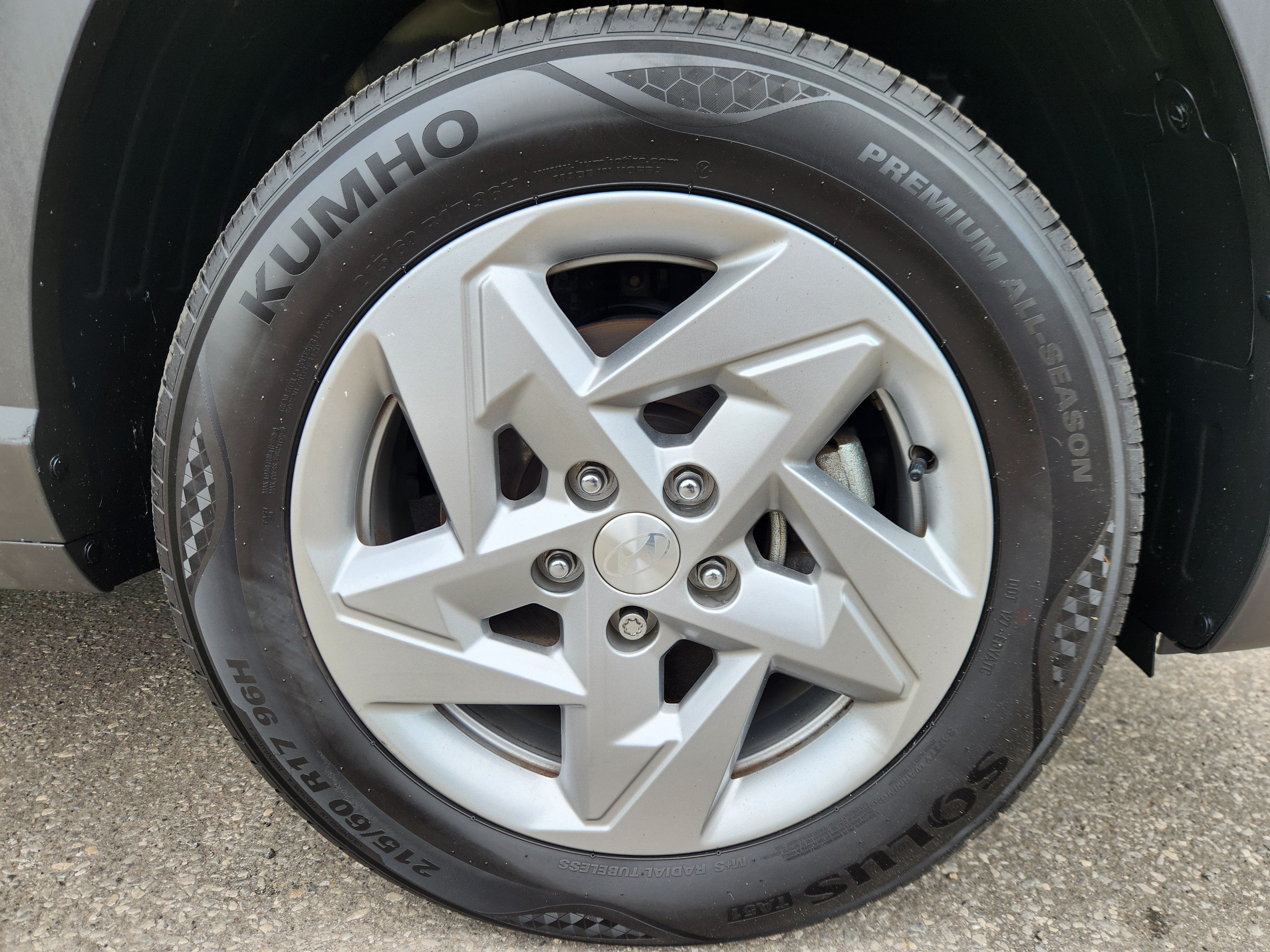 2024 Hyundai Kona SE