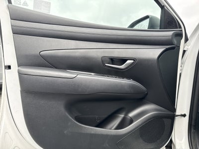 2025 Hyundai Tucson Hybrid Base