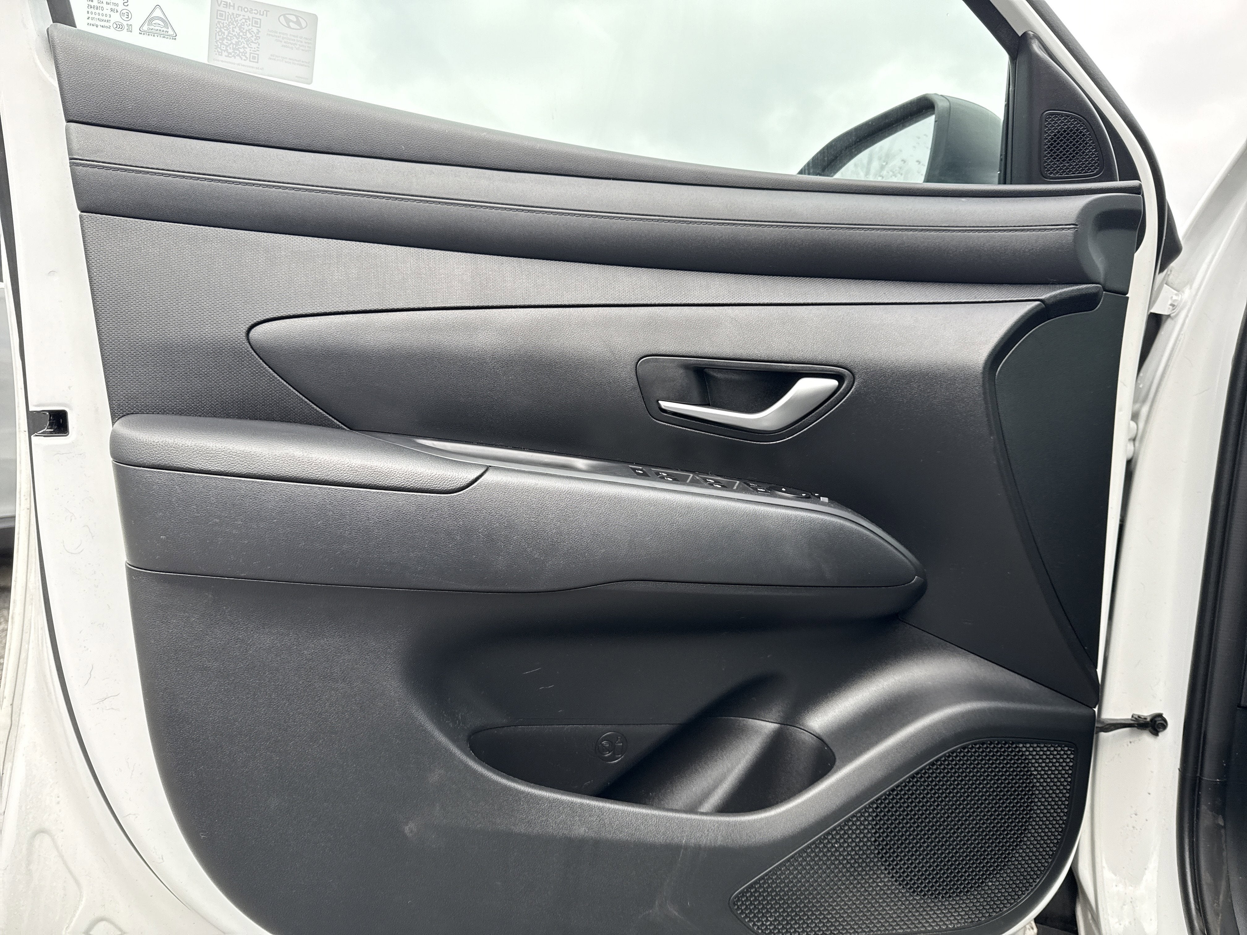 2025 Hyundai Tucson Hybrid Base