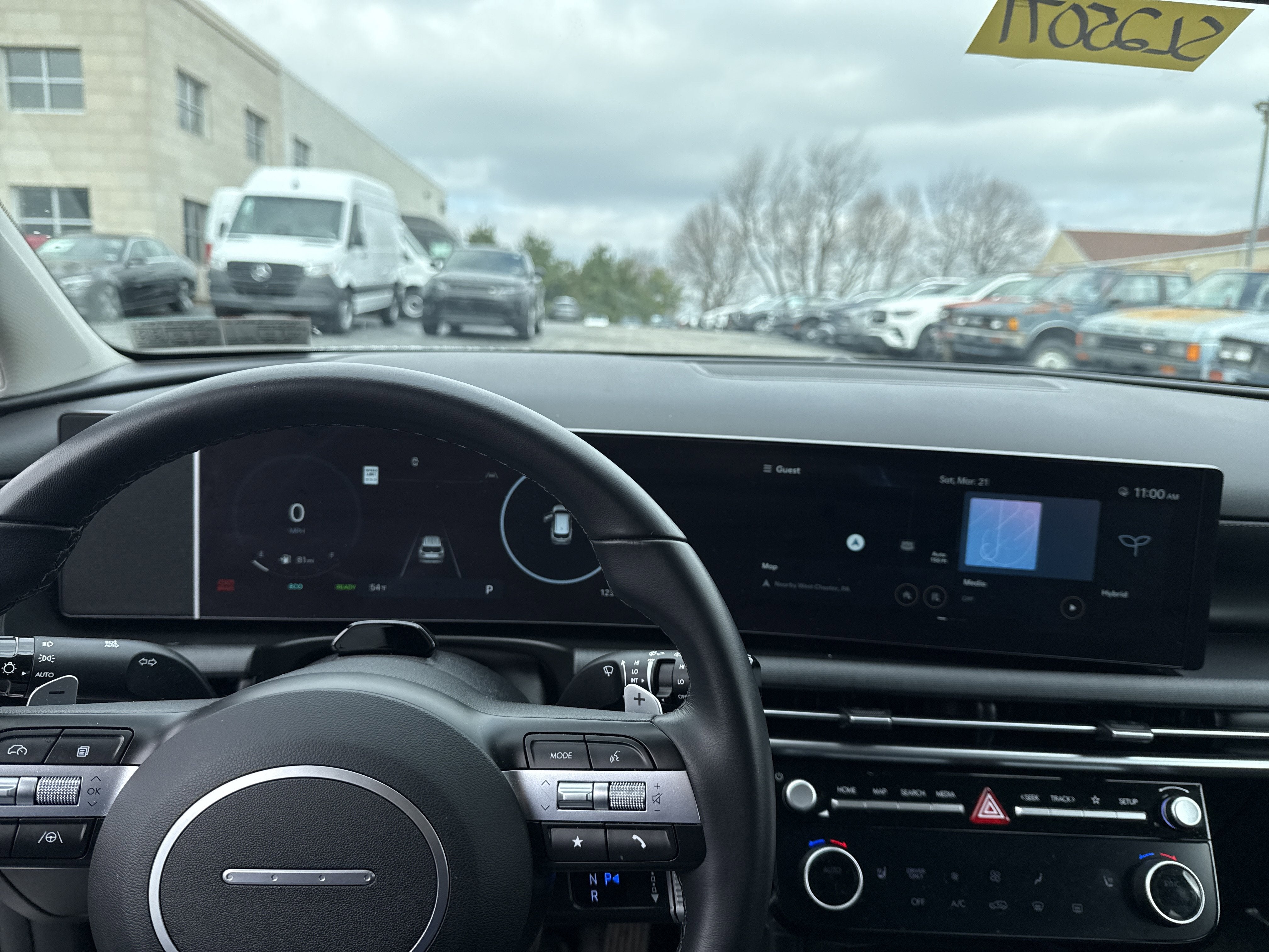 2025 Hyundai Tucson Hybrid Base