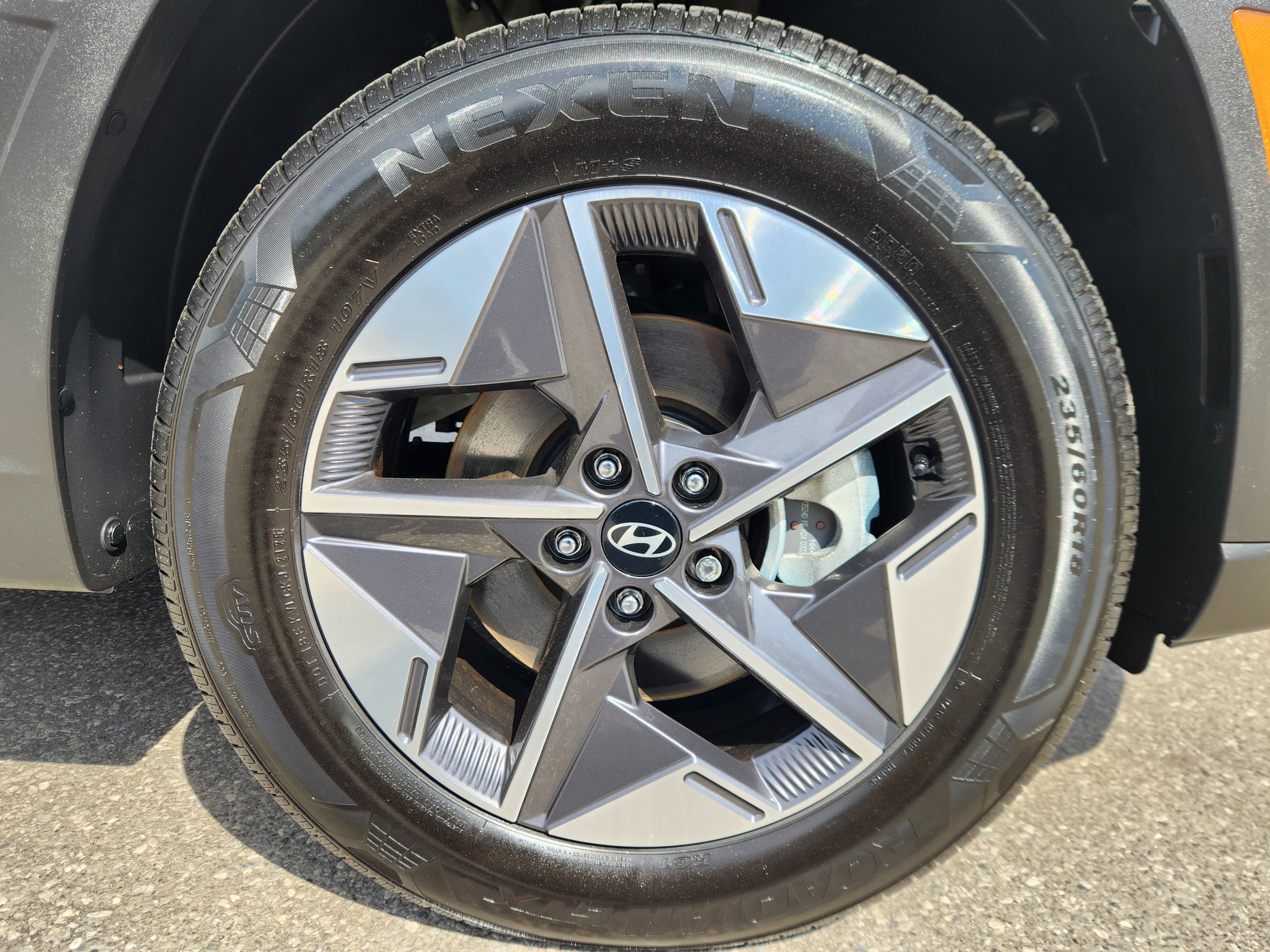 2025 Hyundai Tucson Hybrid Base