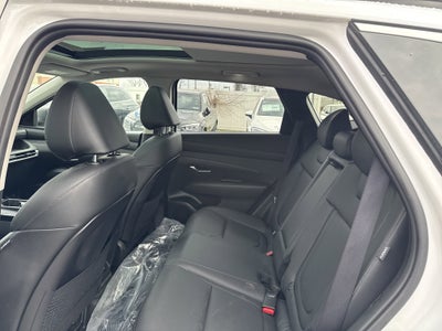 2025 Hyundai Tucson Hybrid Base