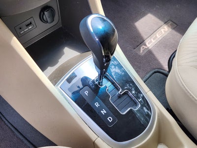 2013 Hyundai Accent GLS