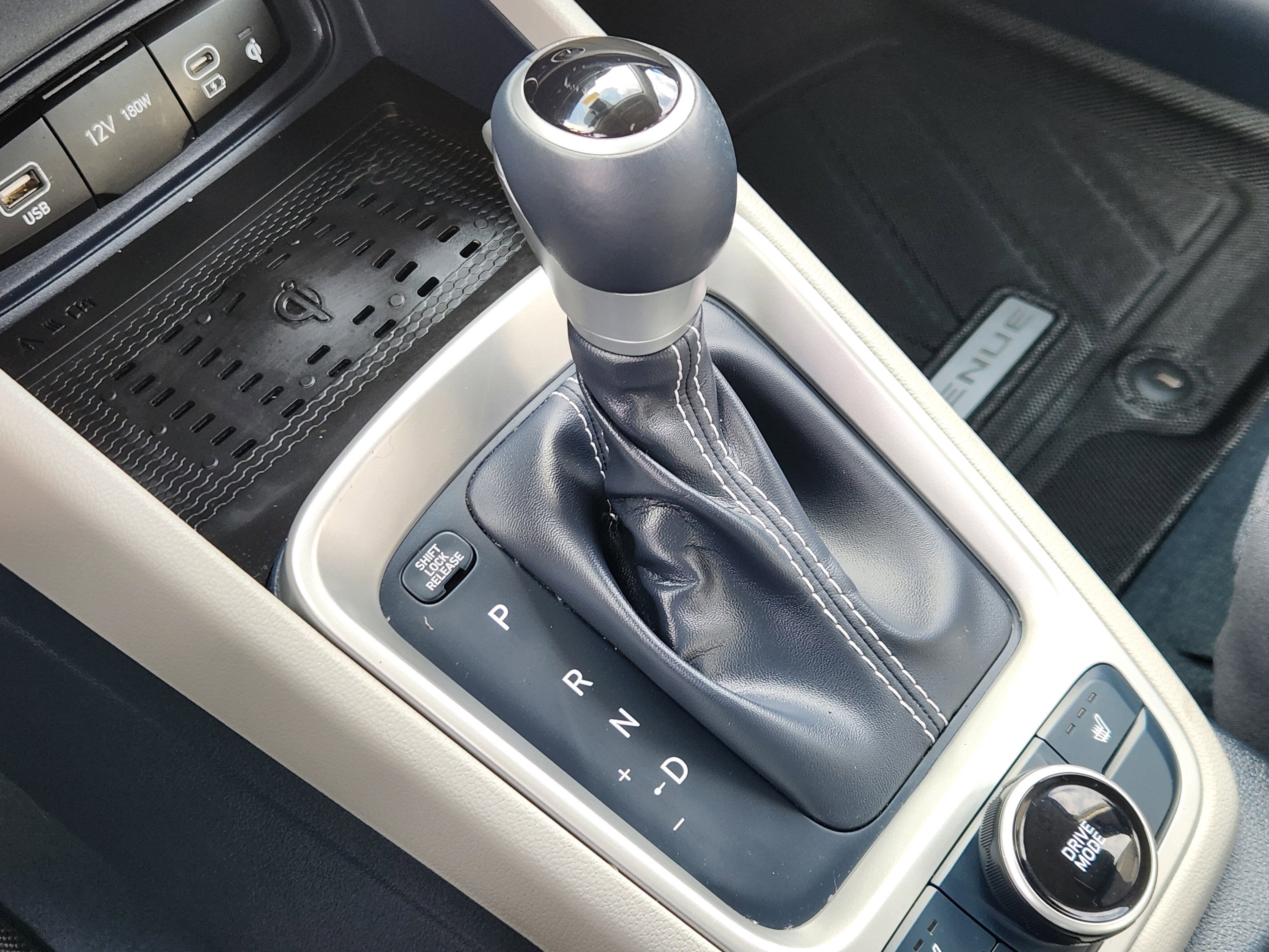 2023 Hyundai Venue Limited