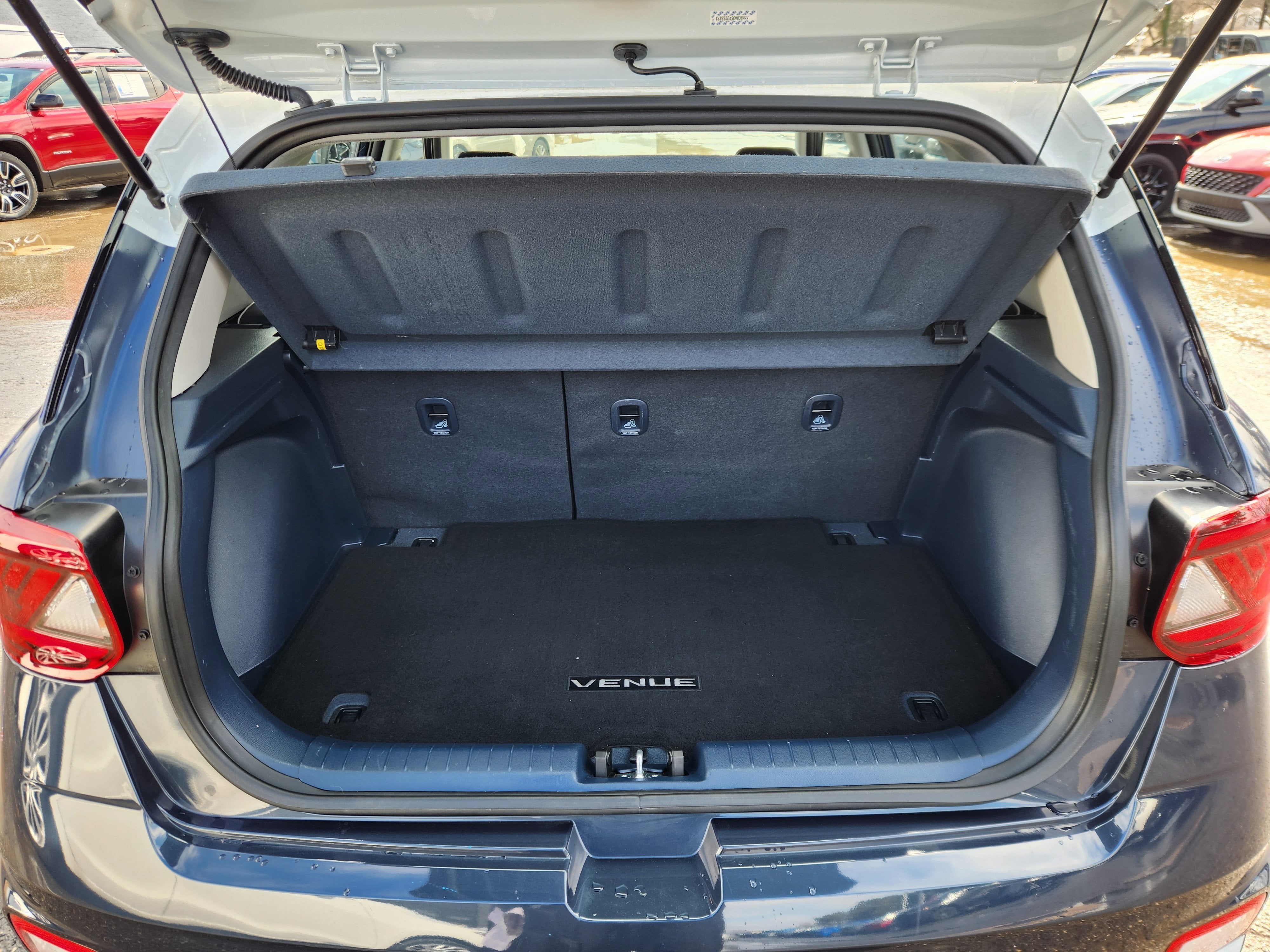 2023 Hyundai Venue Limited