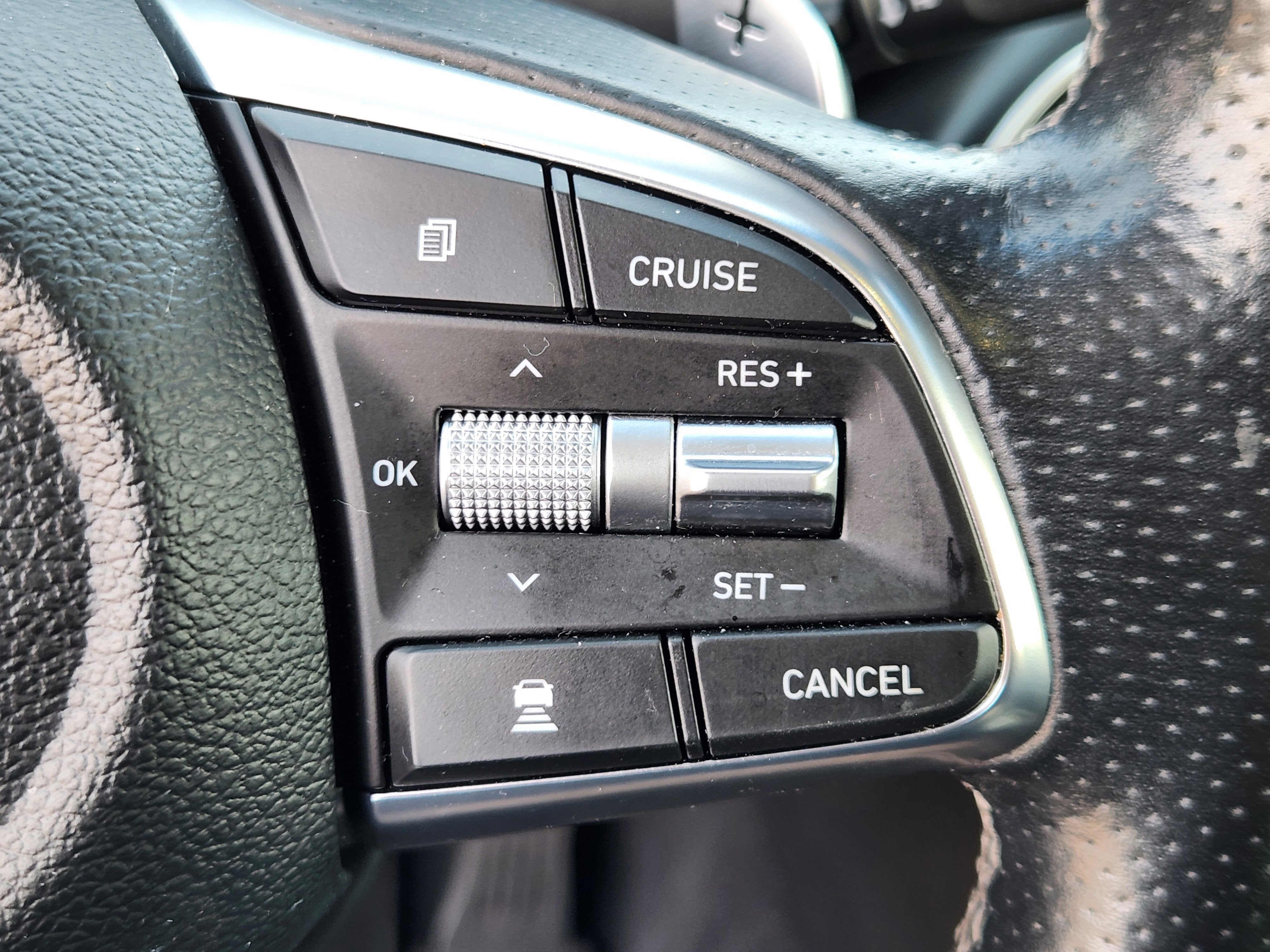 2021 Genesis G70 2.0T