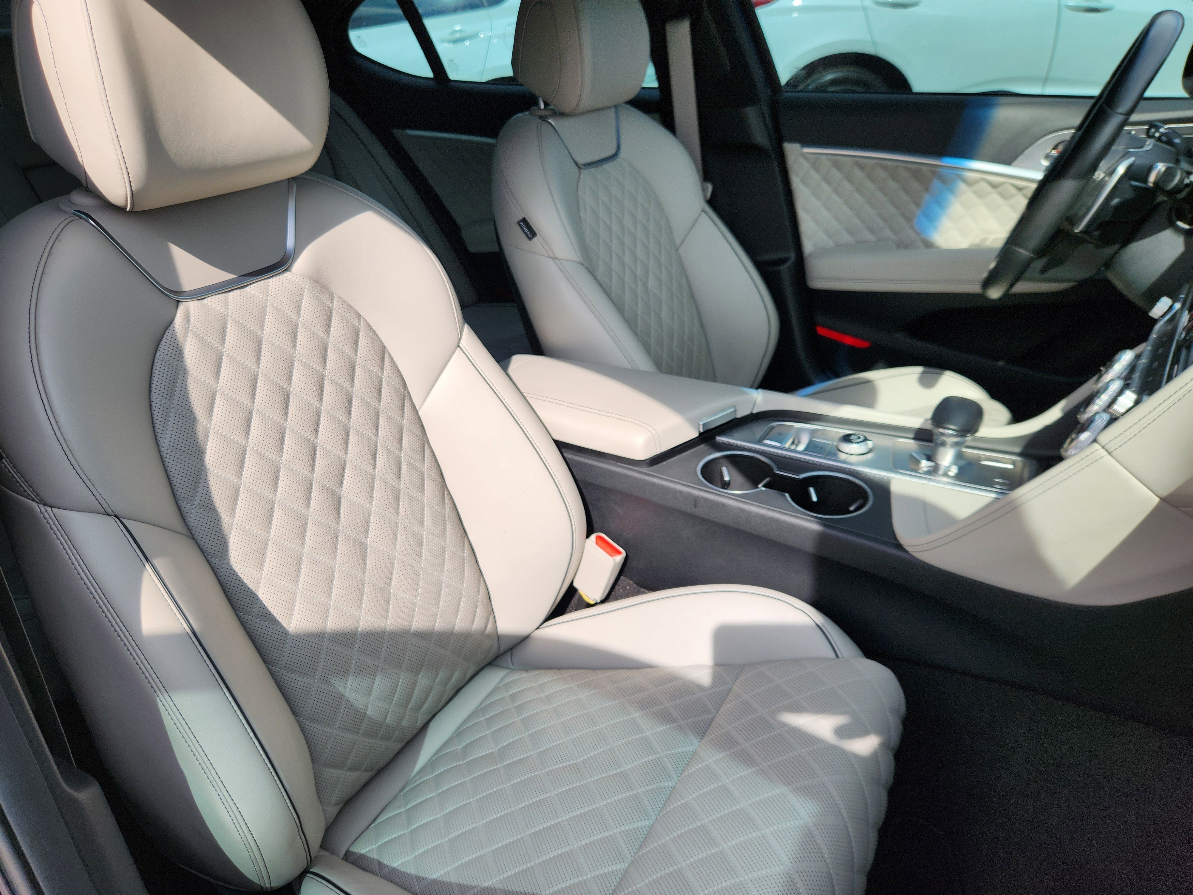 2023 Genesis G70 3.3T