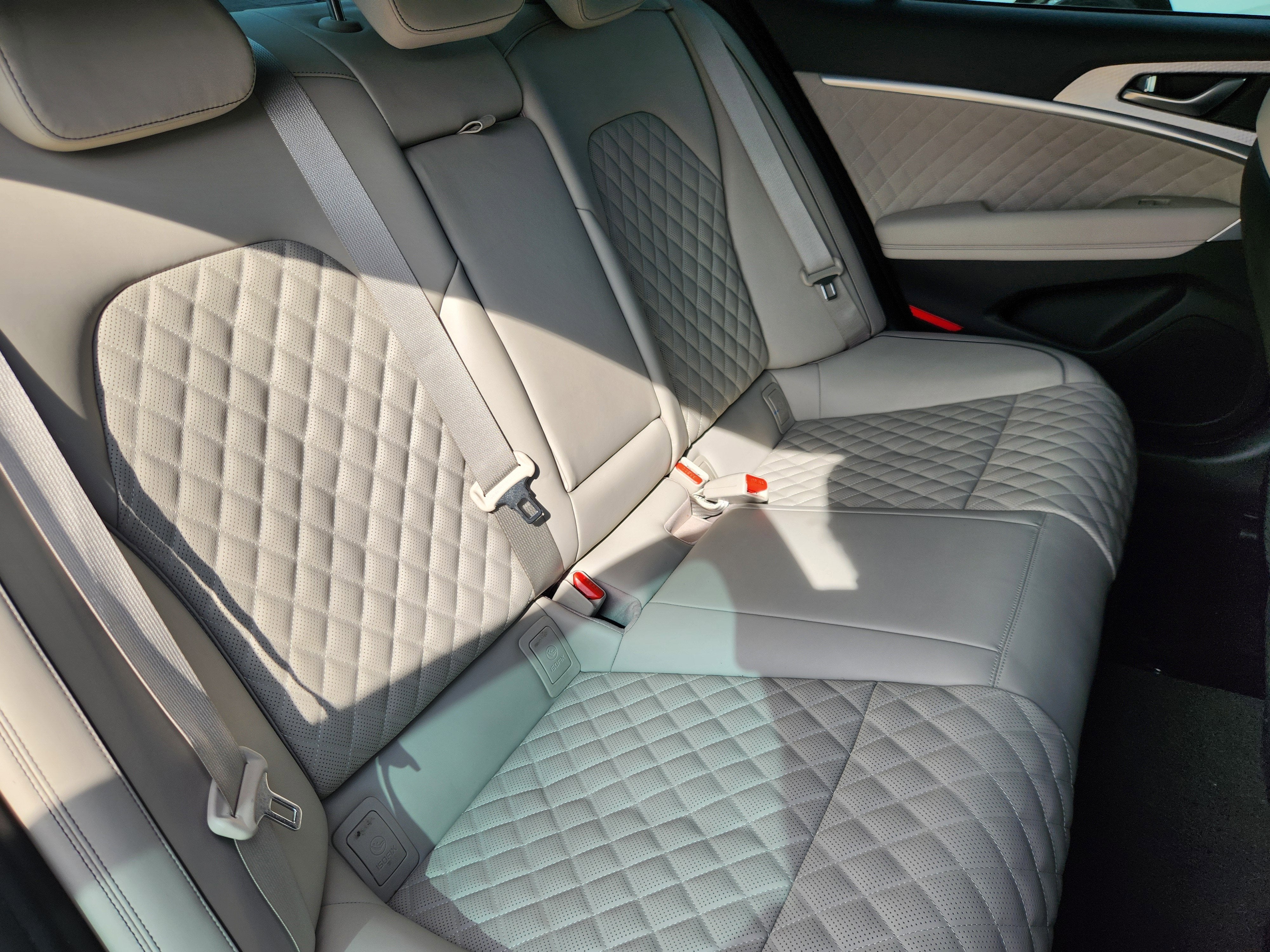 2023 Genesis G70 3.3T