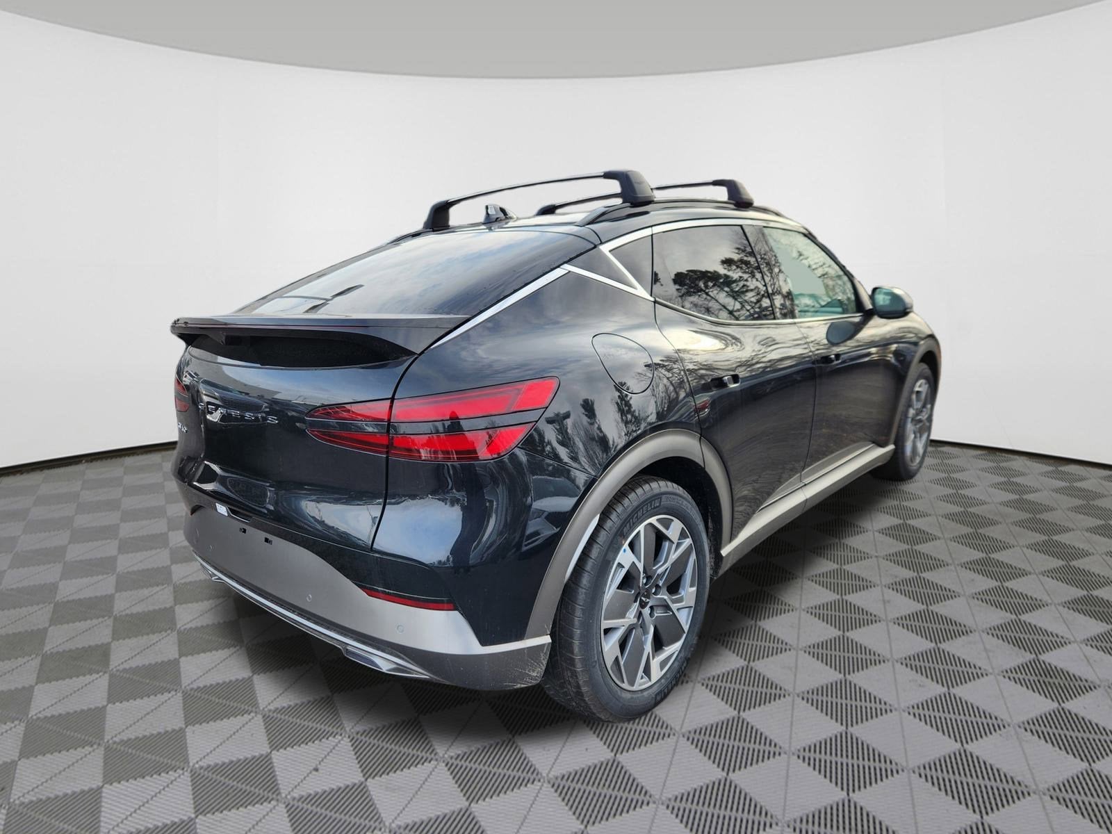 2025 Genesis GV60 Standard