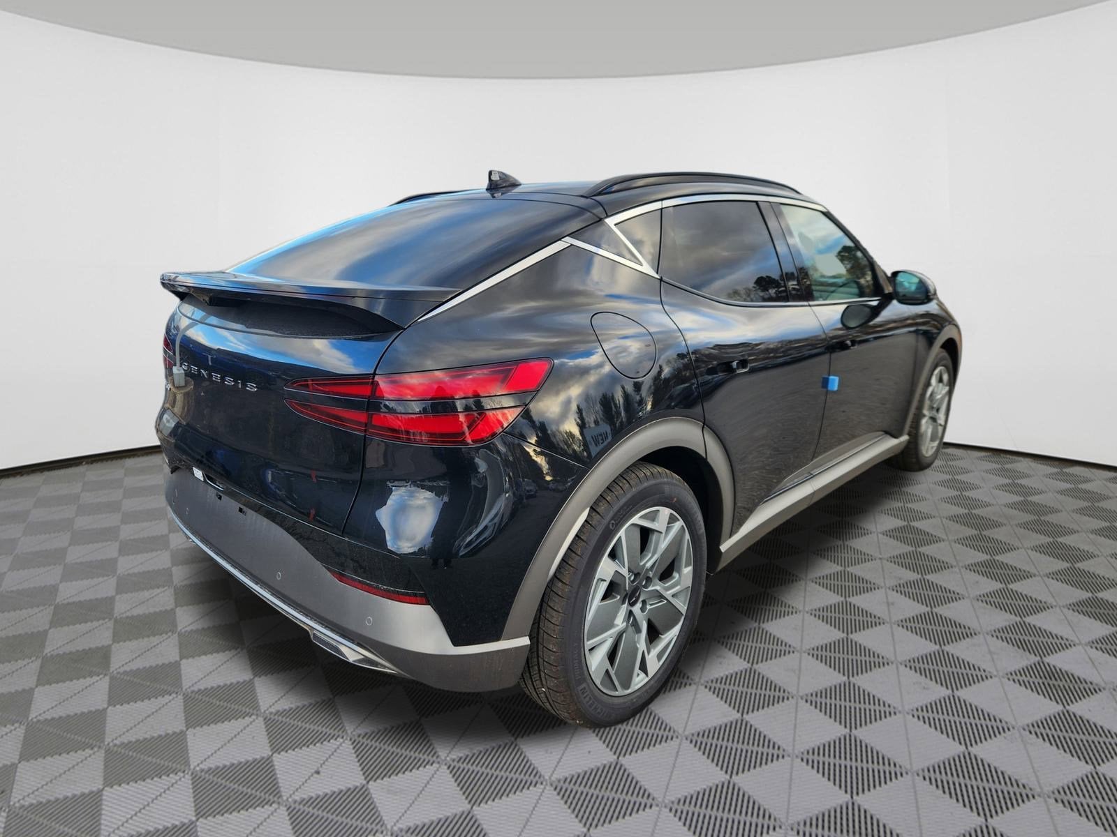 2025 Genesis GV60 Standard