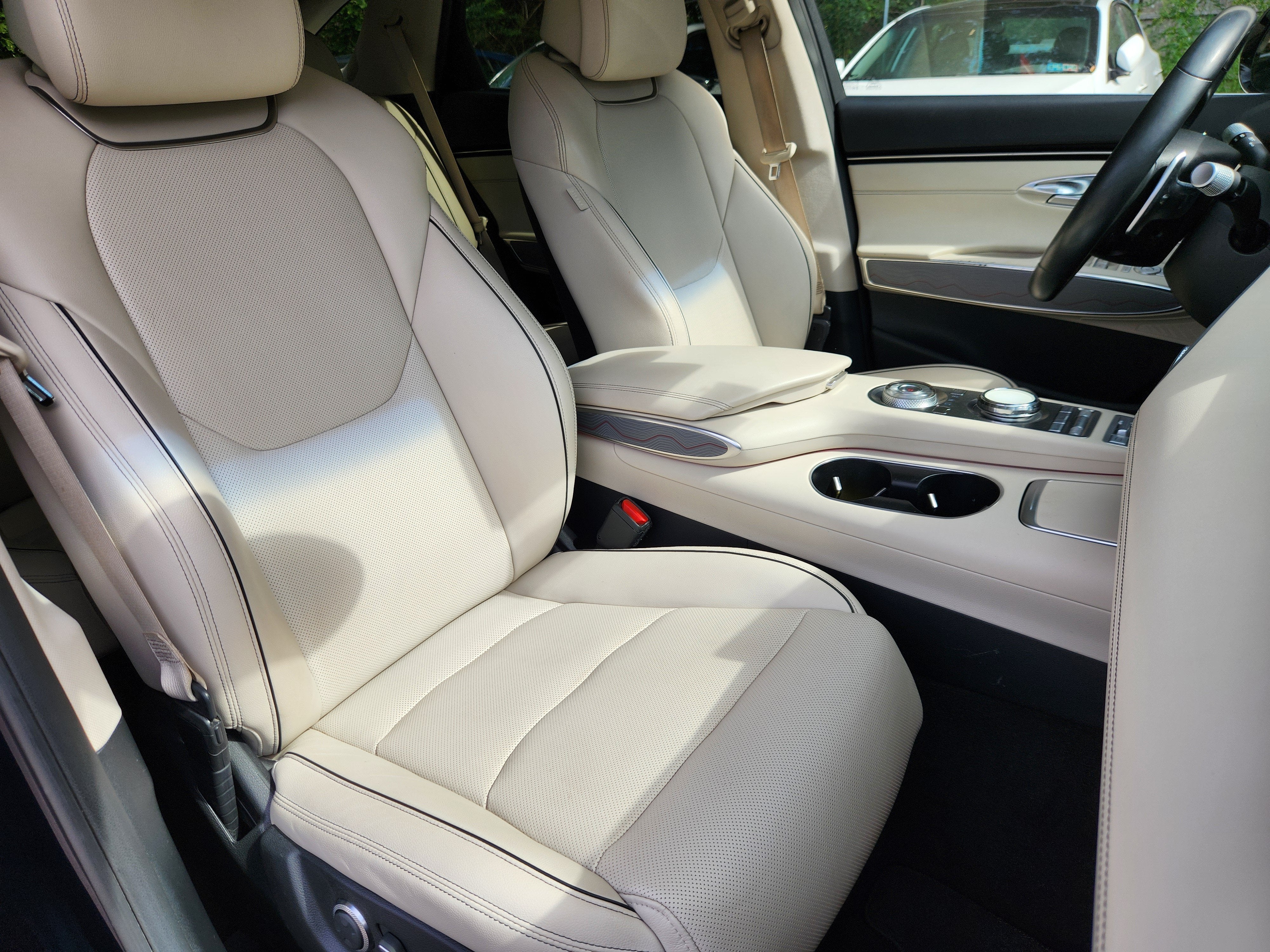 2022 Genesis GV70 2.5T