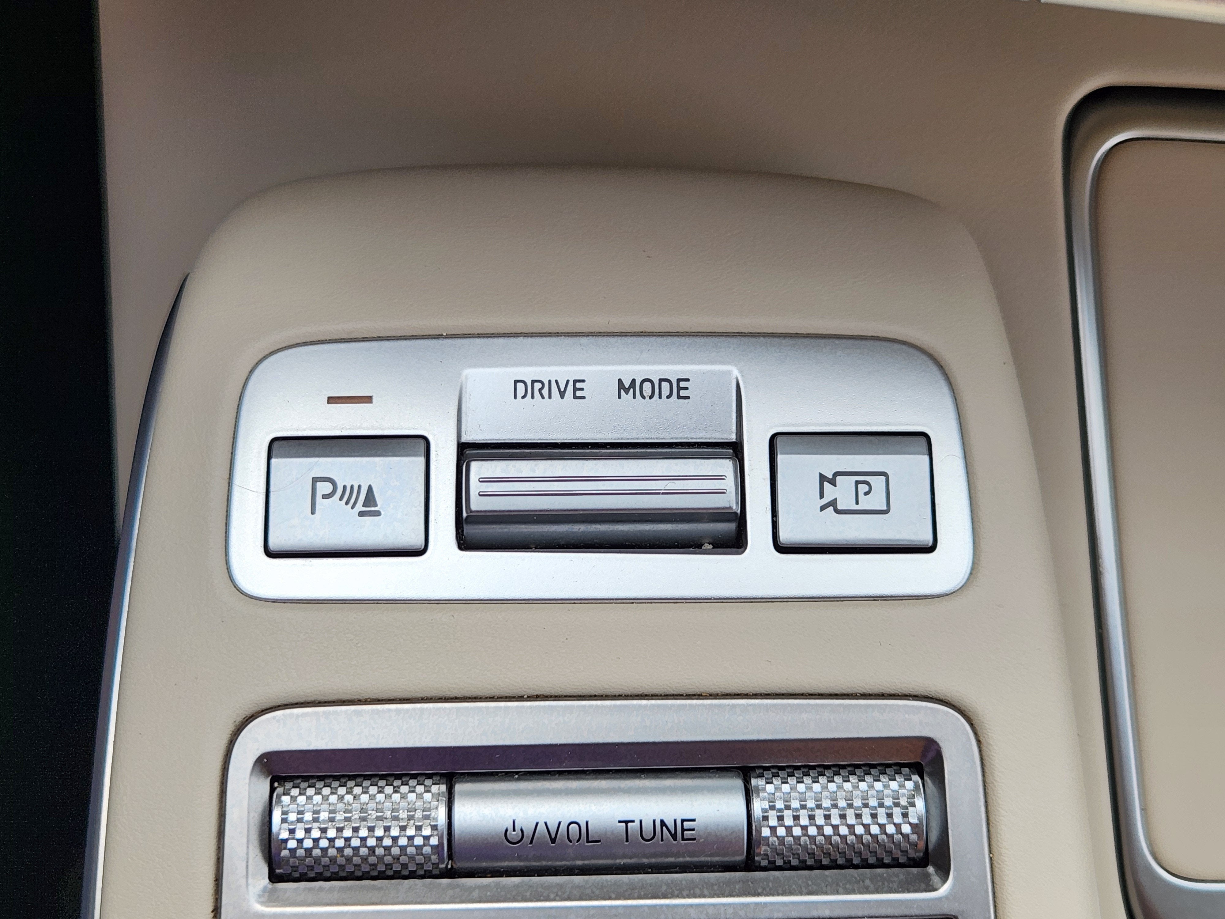 2022 Genesis GV70 2.5T