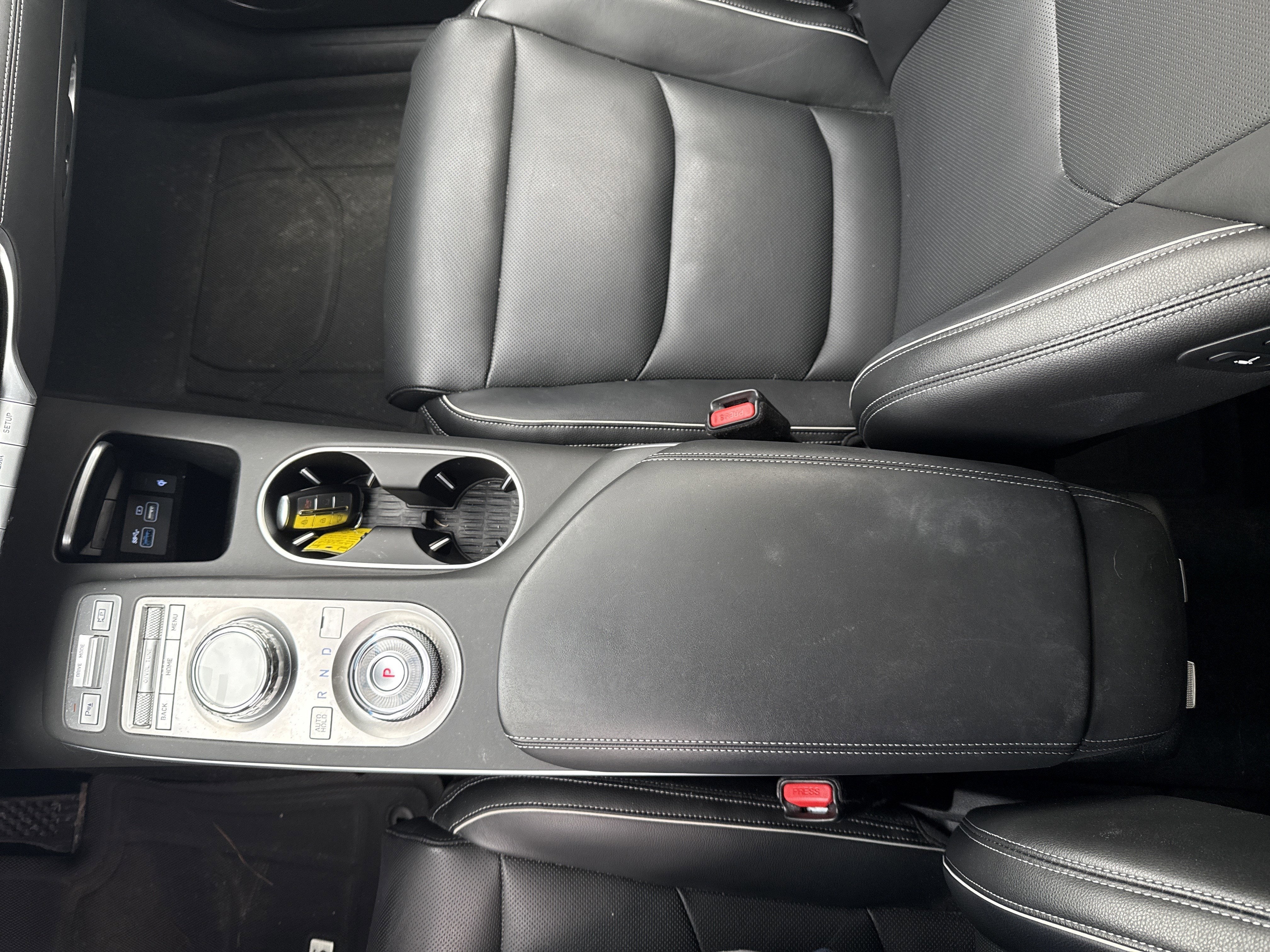 2025 Genesis GV70 2.5T