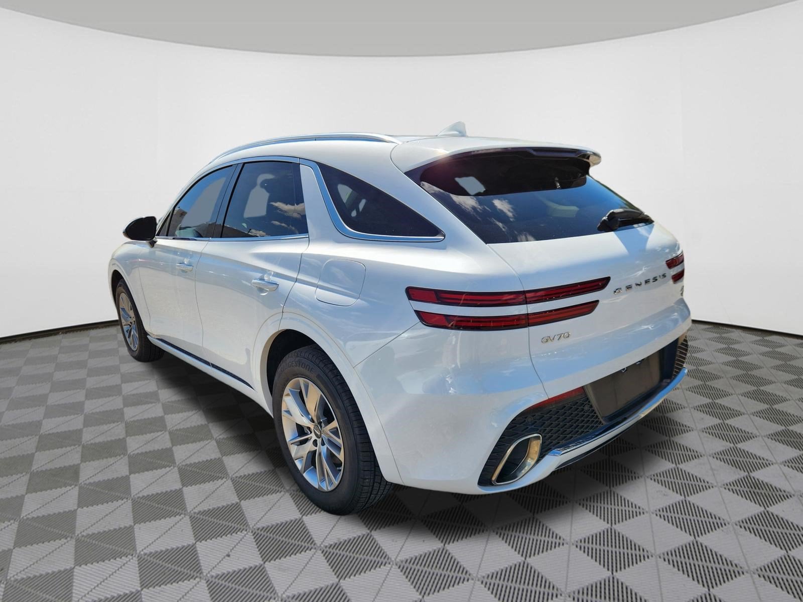2022 Genesis GV70 2.5T