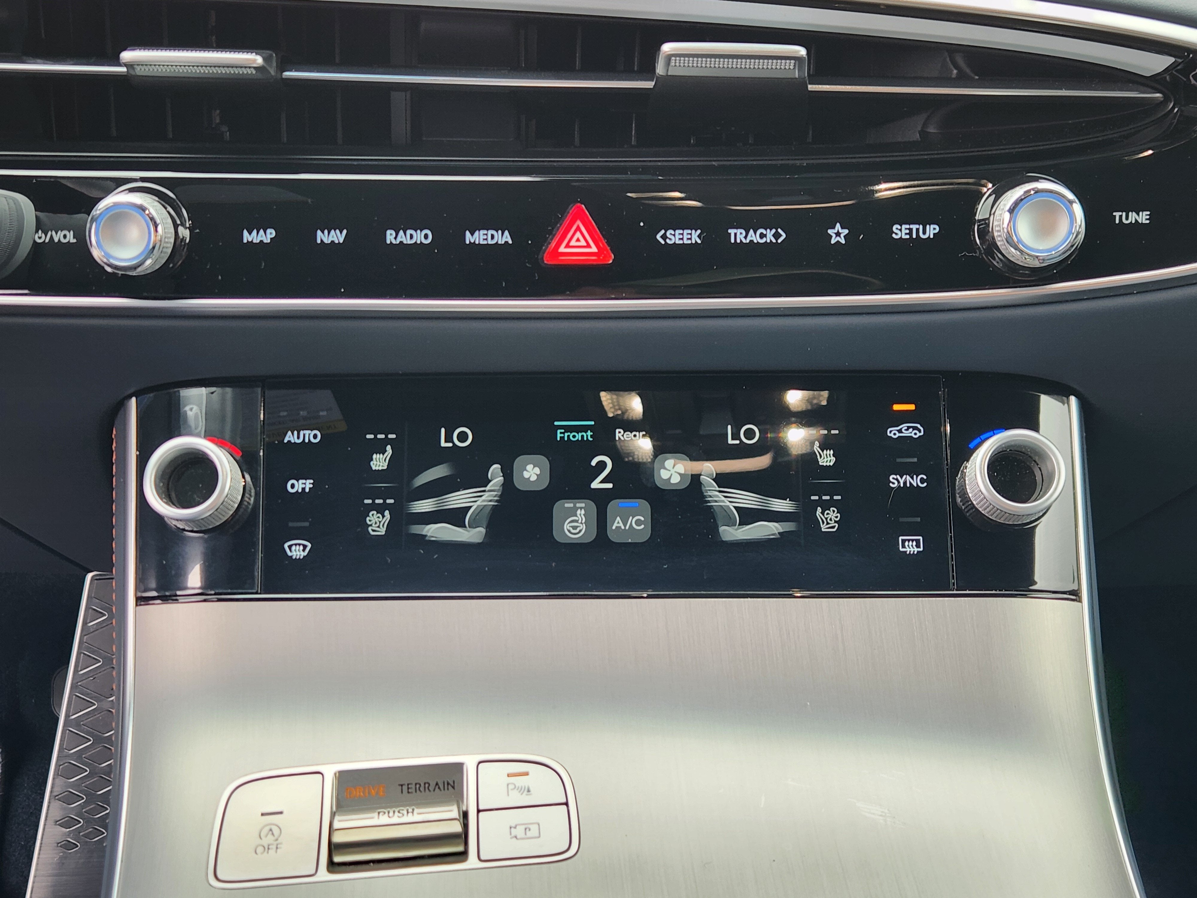 2026 Genesis GV70 3.5T Sport Advanced