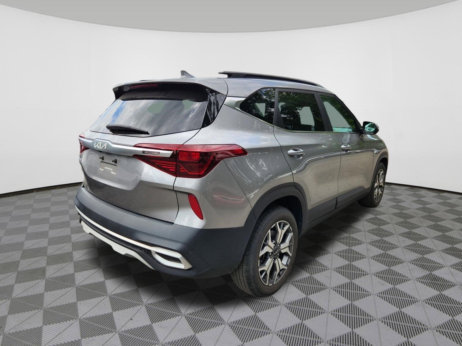 2022 Kia Seltos EX