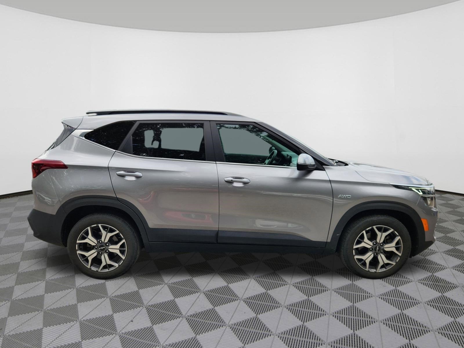 2022 Kia Seltos EX