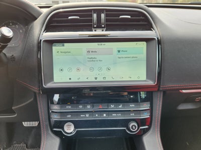 2020 Jaguar F-PACE 25t Checkered Flag Limited Edition