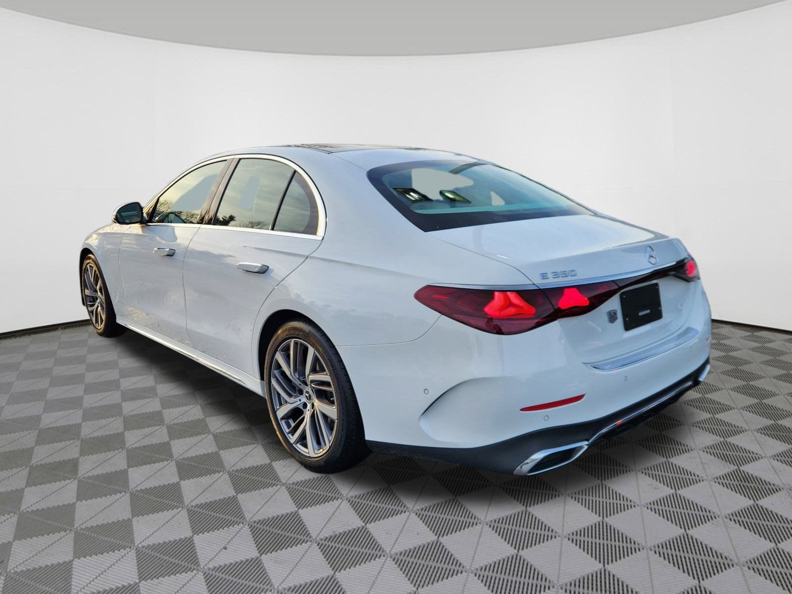 2025 Mercedes-Benz E-Class E 350