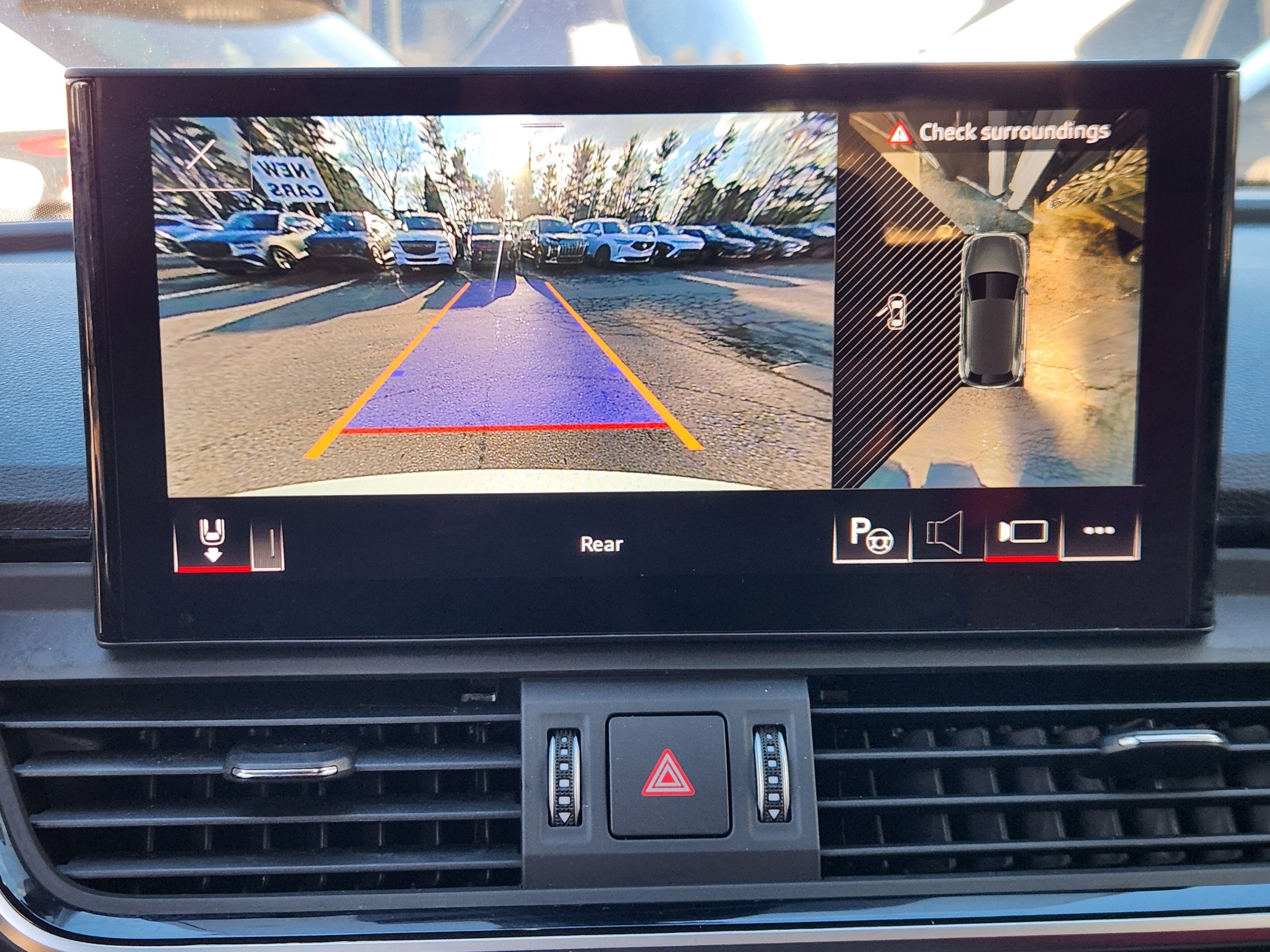 2024 Audi SQ5 Prestige