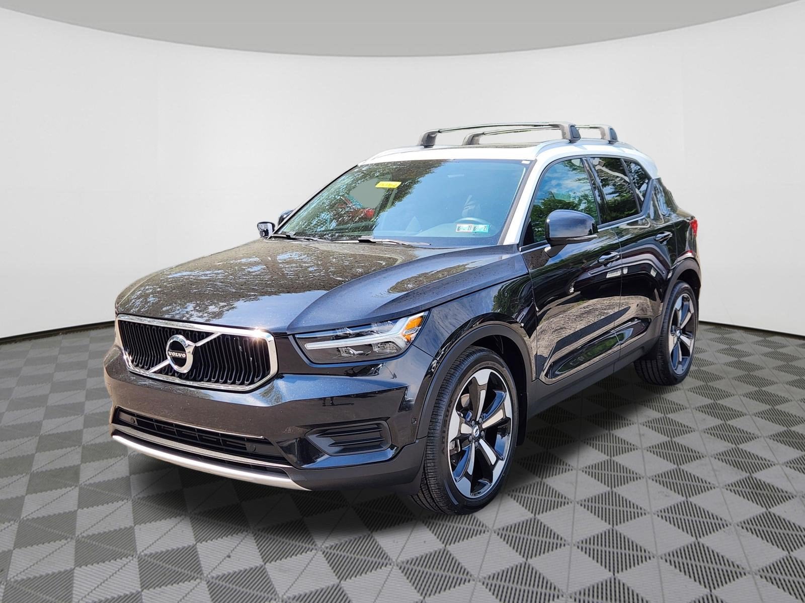 2019 Volvo XC40 Momentum