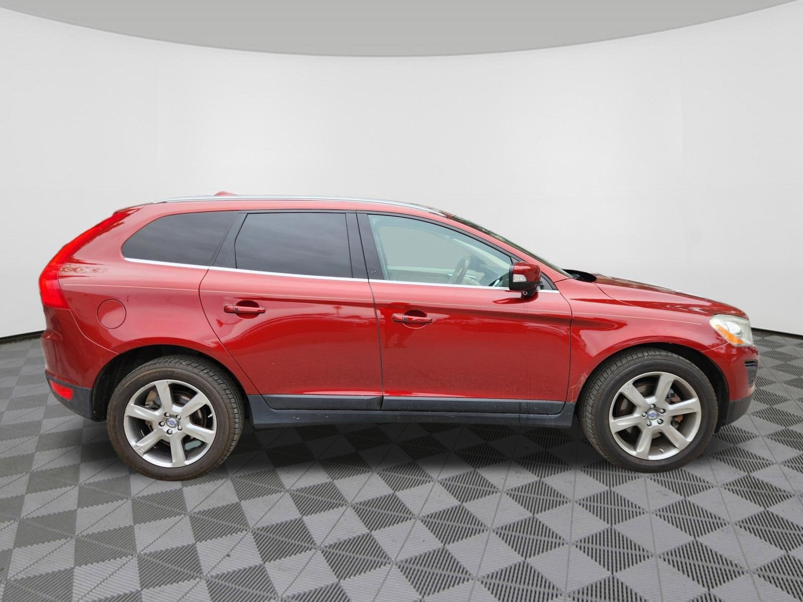 2013 Volvo XC60 T6 Platinum AWD