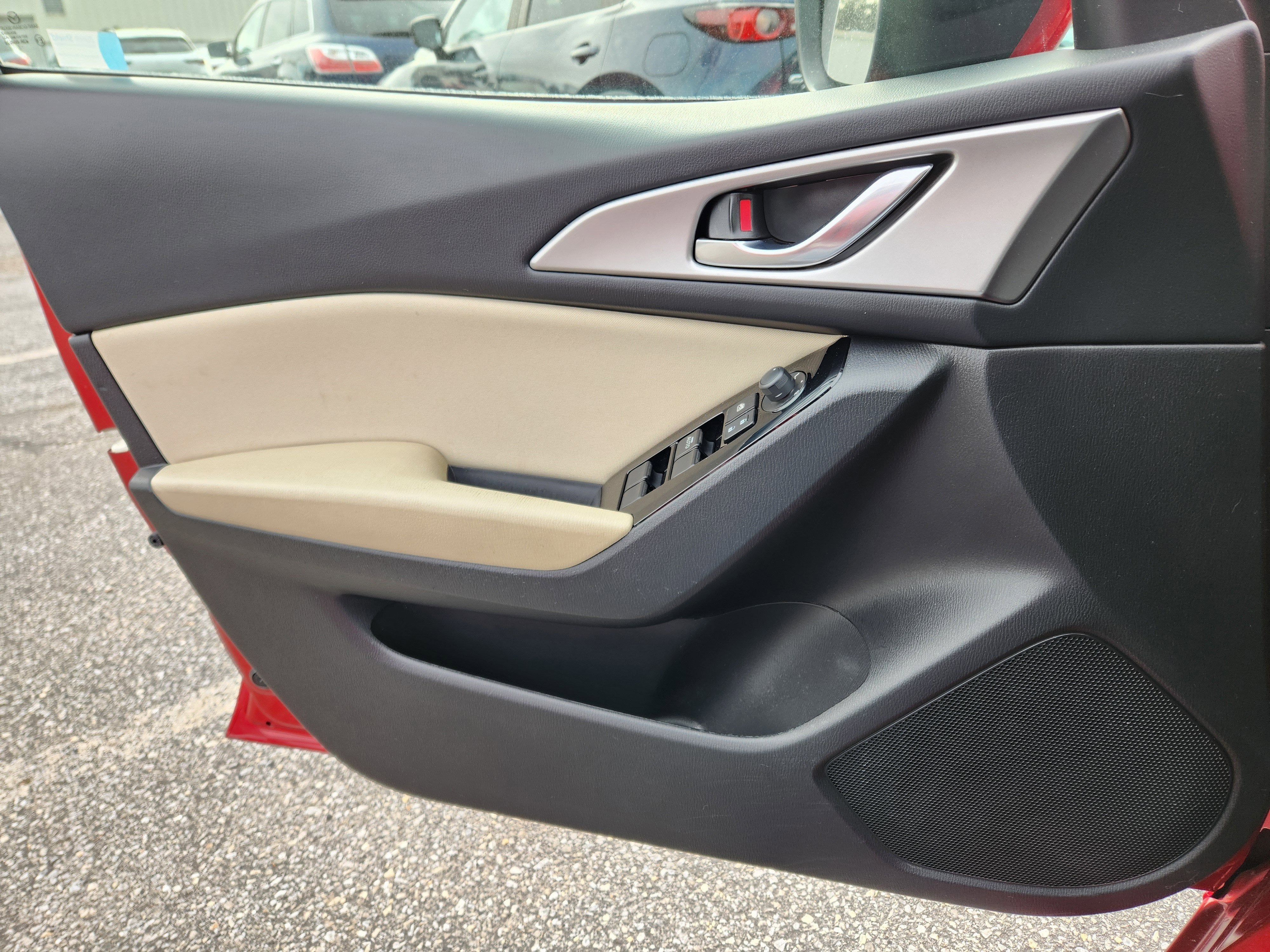 2018 Mazda Mazda3 4-Door Sport