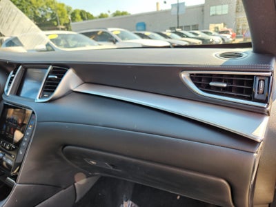 2021 INFINITI QX50 LUXE