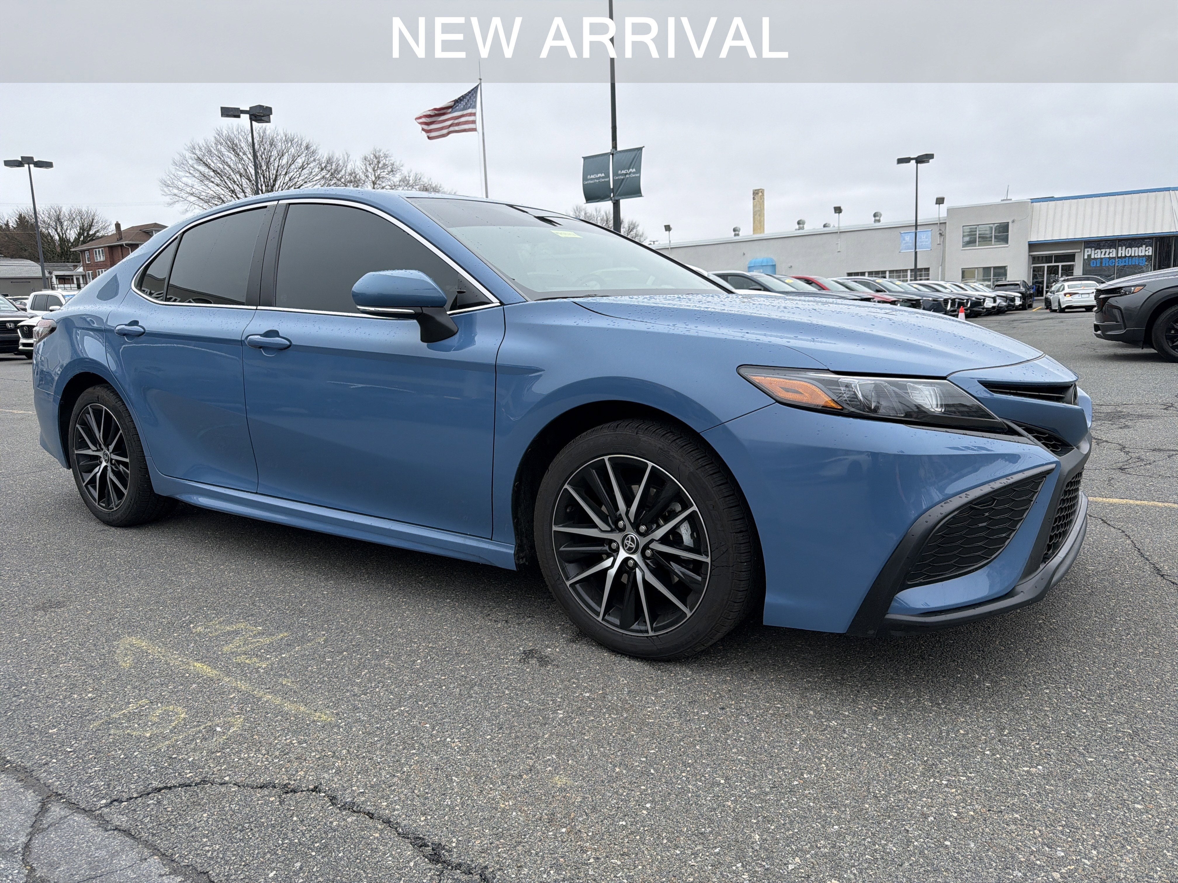 2024 Toyota Camry SE