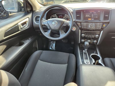 2019 Nissan Pathfinder SV