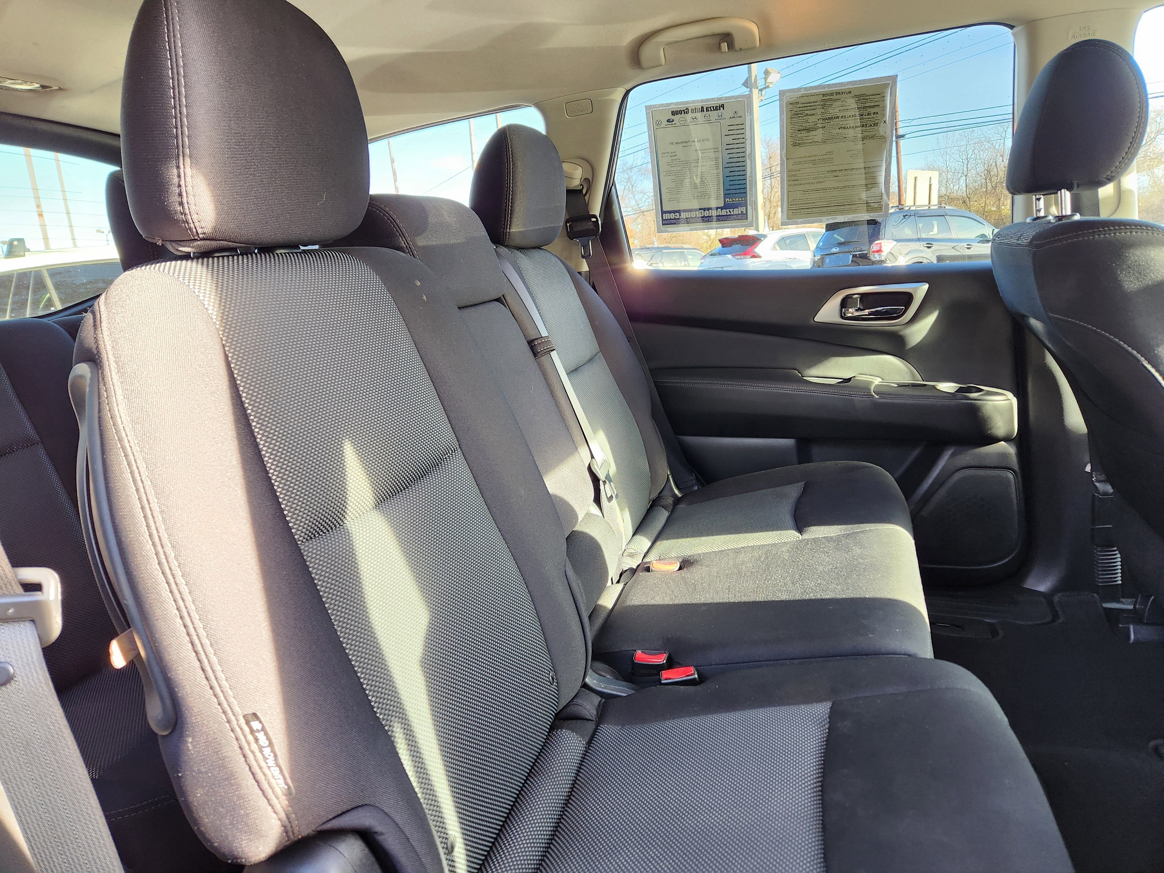 2019 Nissan Pathfinder SV