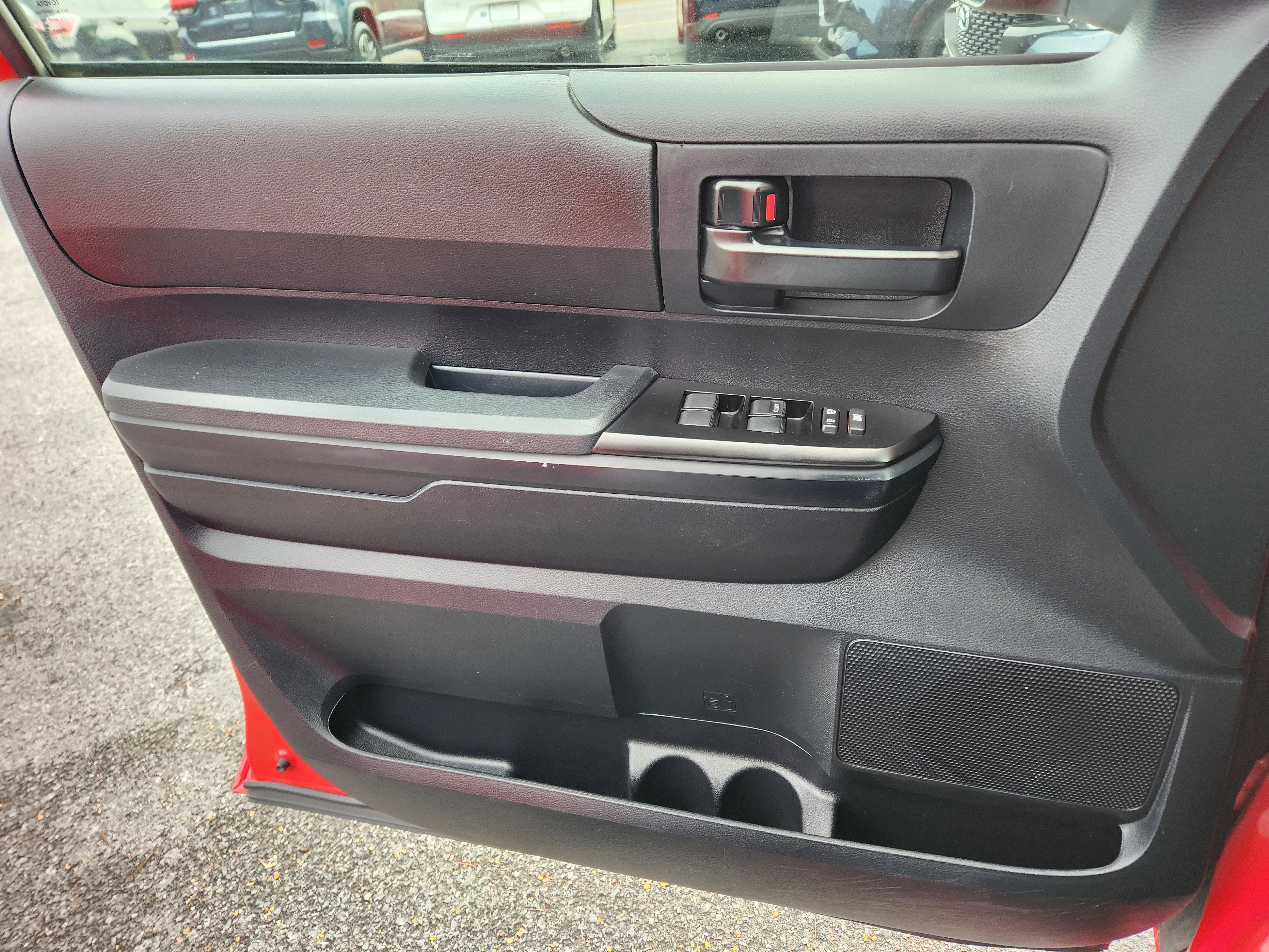 2016 Toyota Tundra 4WD Truck SR