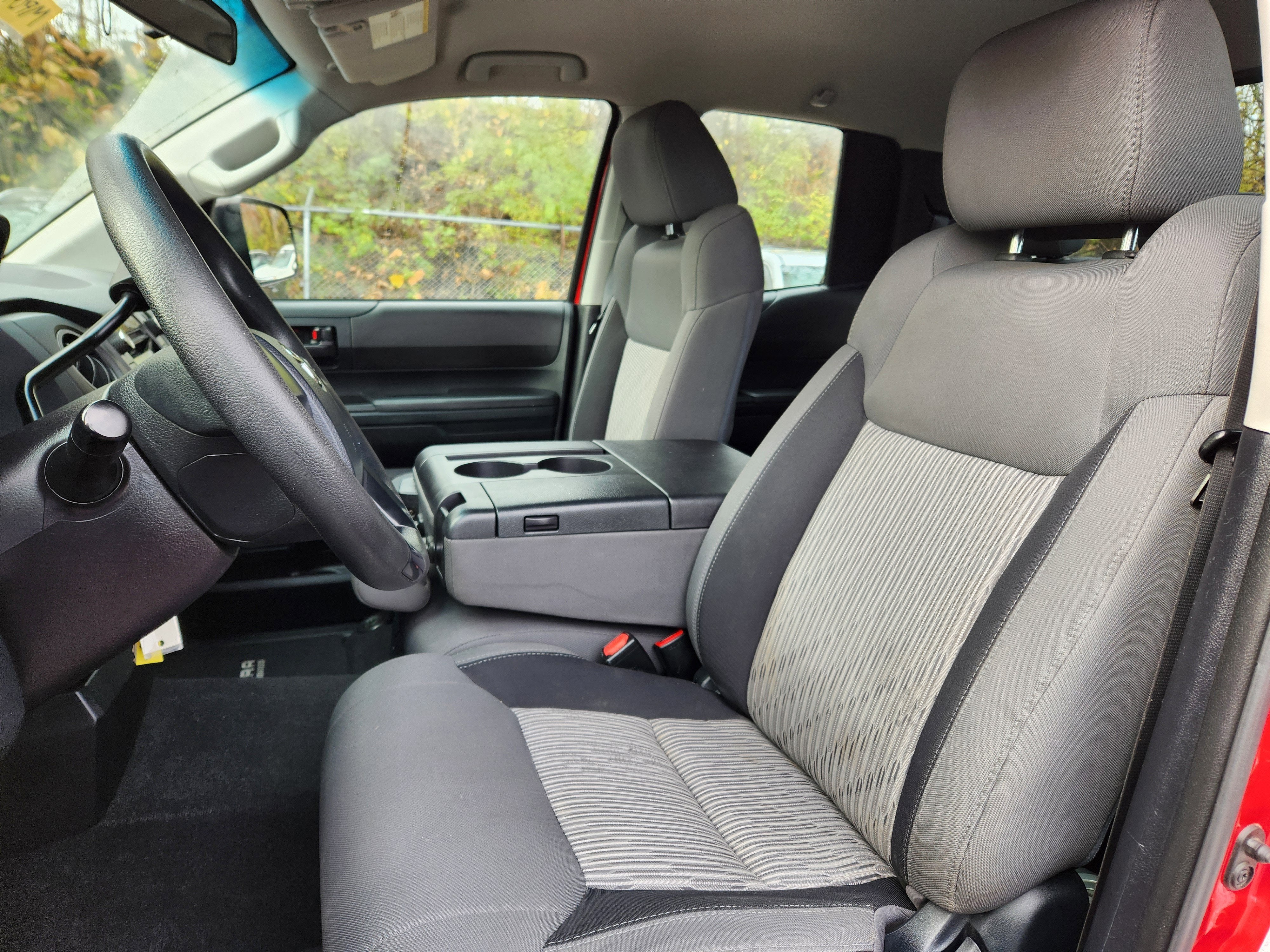 2016 Toyota Tundra 4WD Truck SR