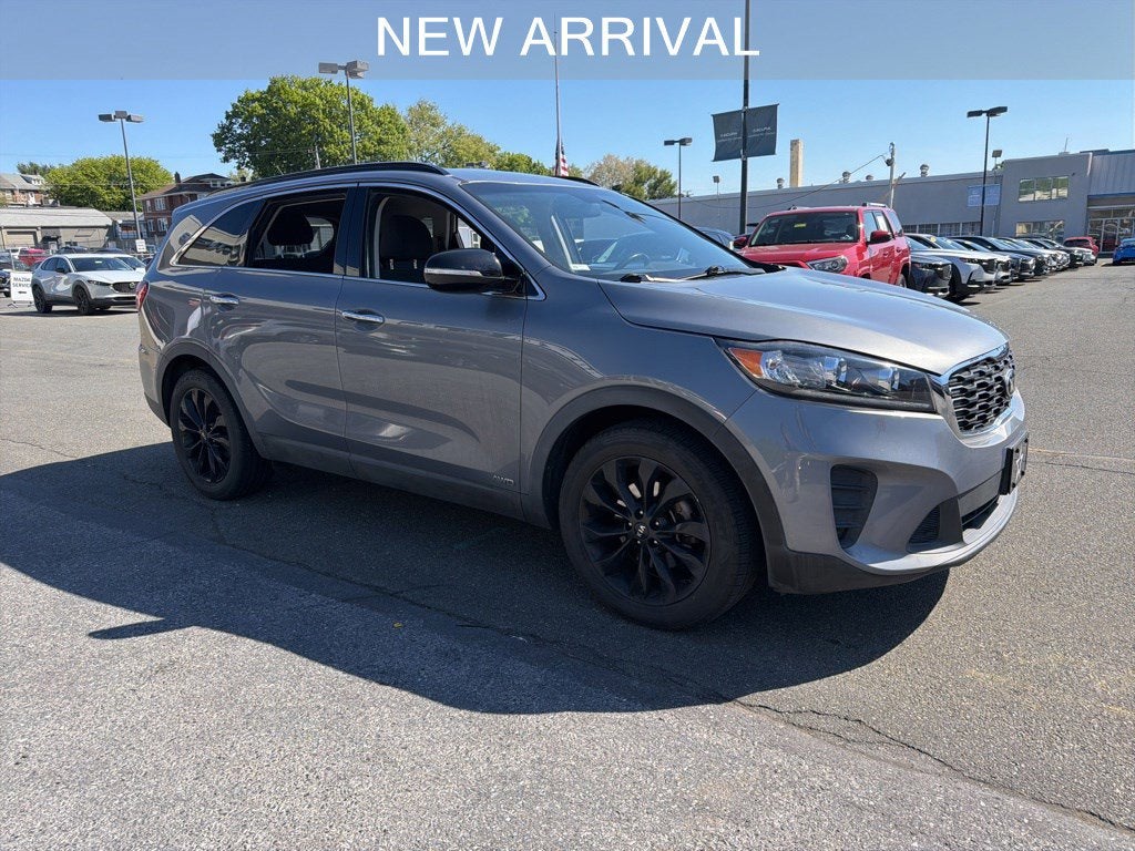 2019 Kia Sorento S V6