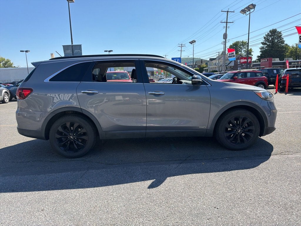 2019 Kia Sorento S V6