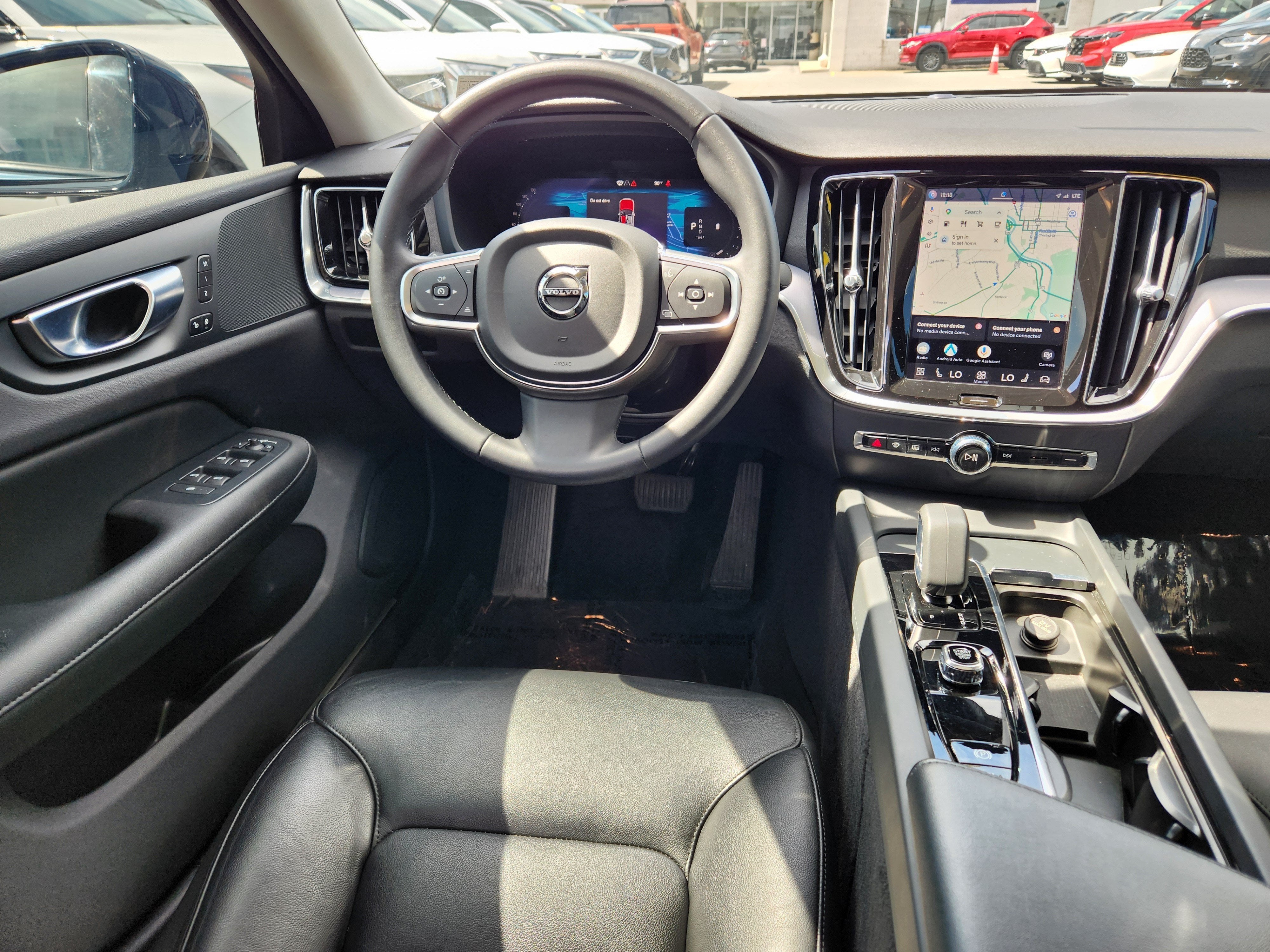 2024 Volvo S60 Core Dark Theme
