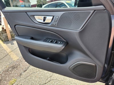 2024 Volvo S60 Core Dark Theme