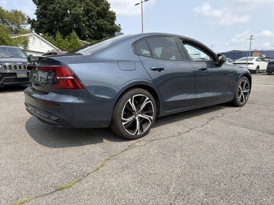 2024 Volvo S60 Core Dark Theme