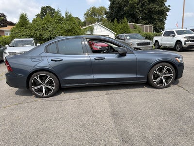 2024 Volvo S60 Core Dark Theme