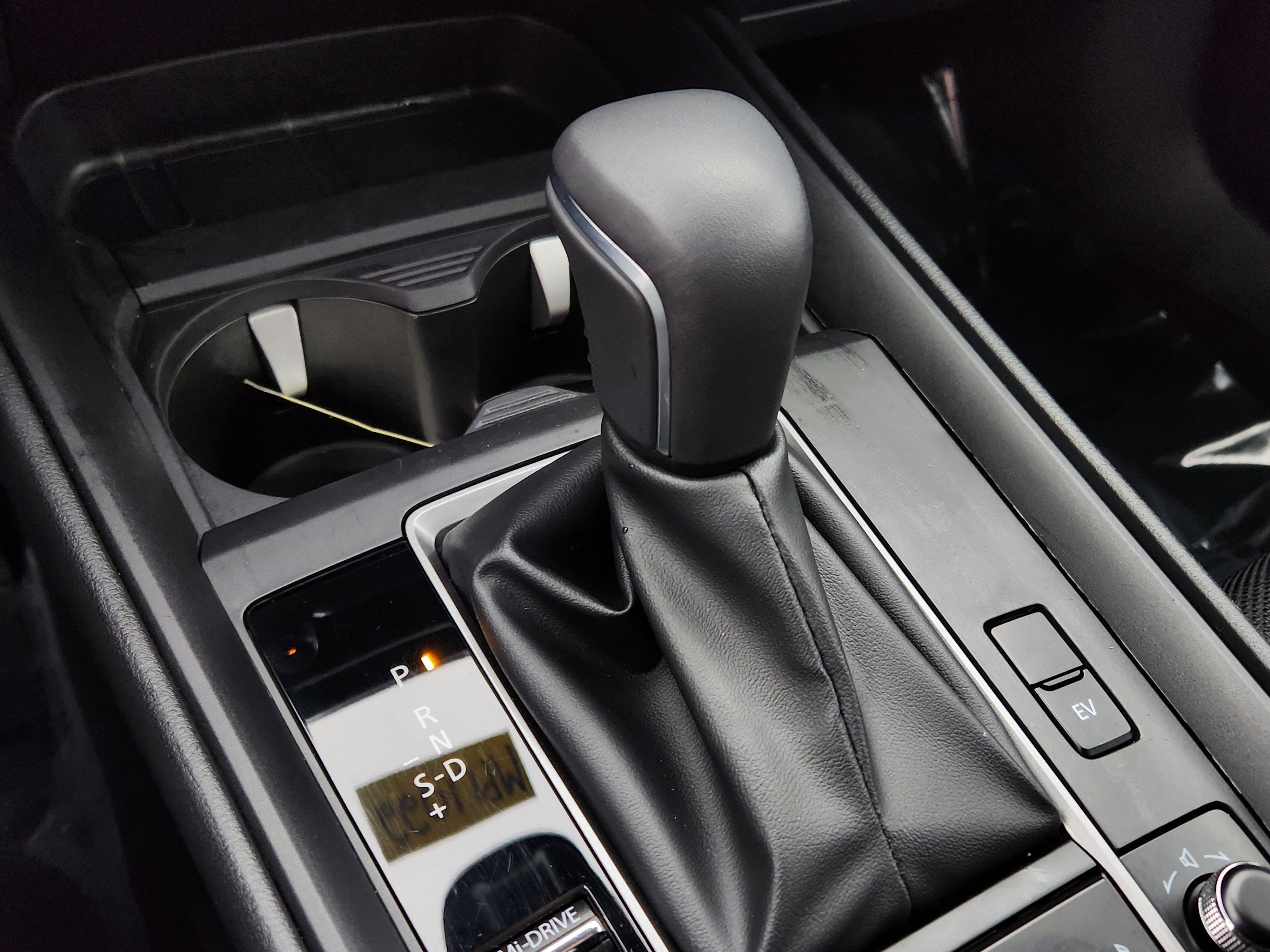 2025 Mazda Mazda CX-50 Hybrid Preferred Package