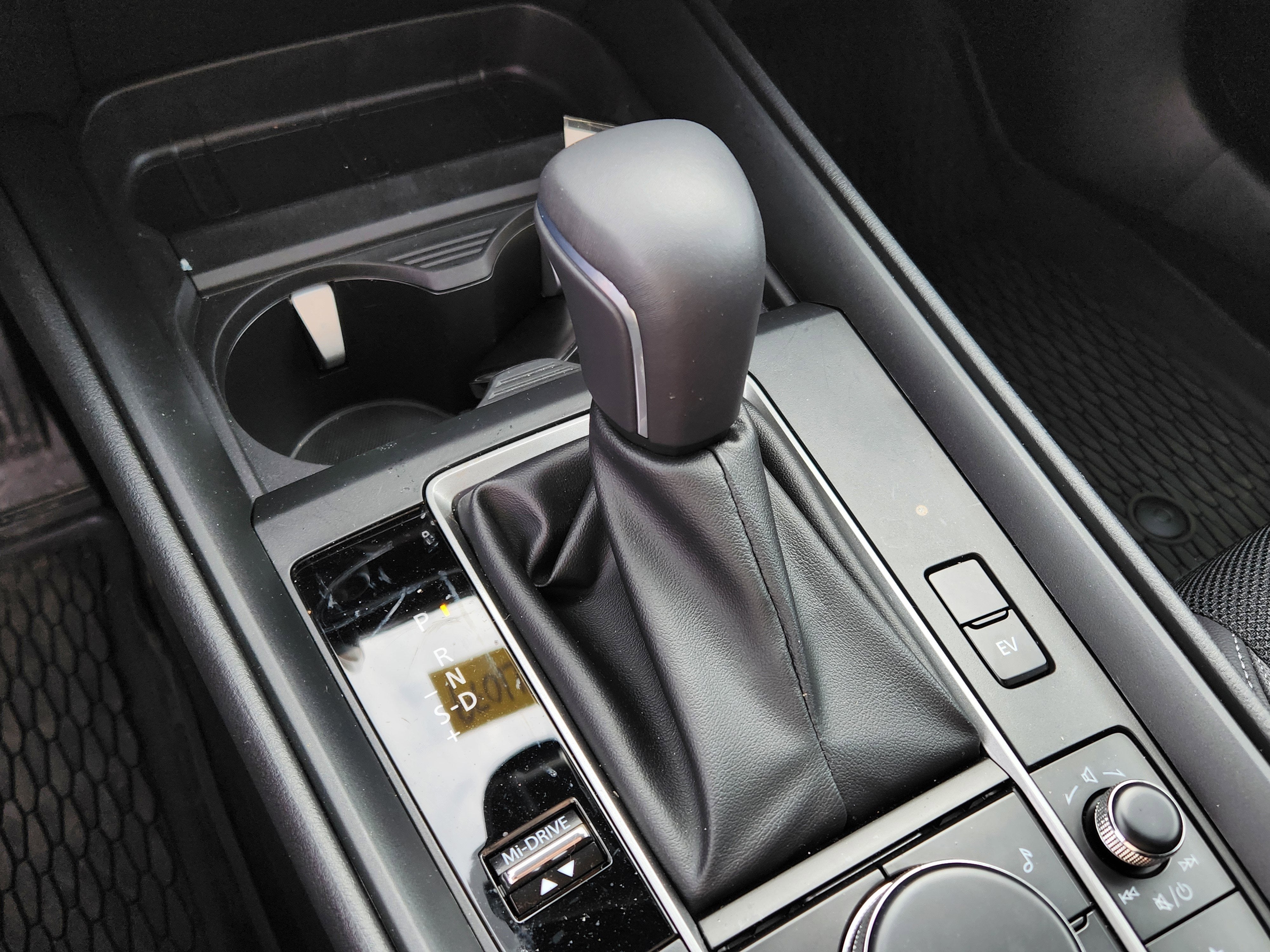 2025 Mazda Mazda CX-50 Hybrid Preferred Package