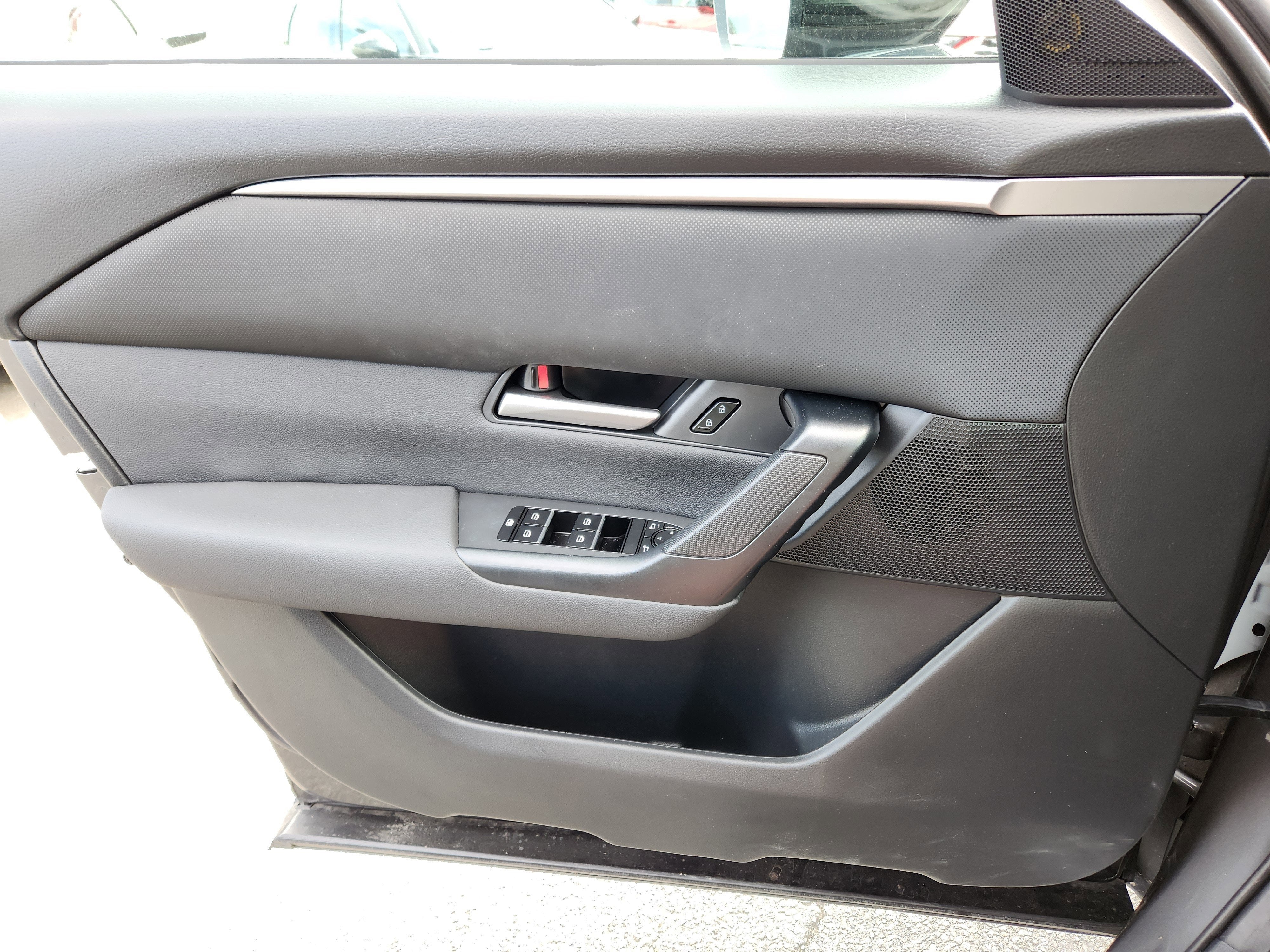 2025 Mazda Mazda CX-50 Hybrid Preferred Package