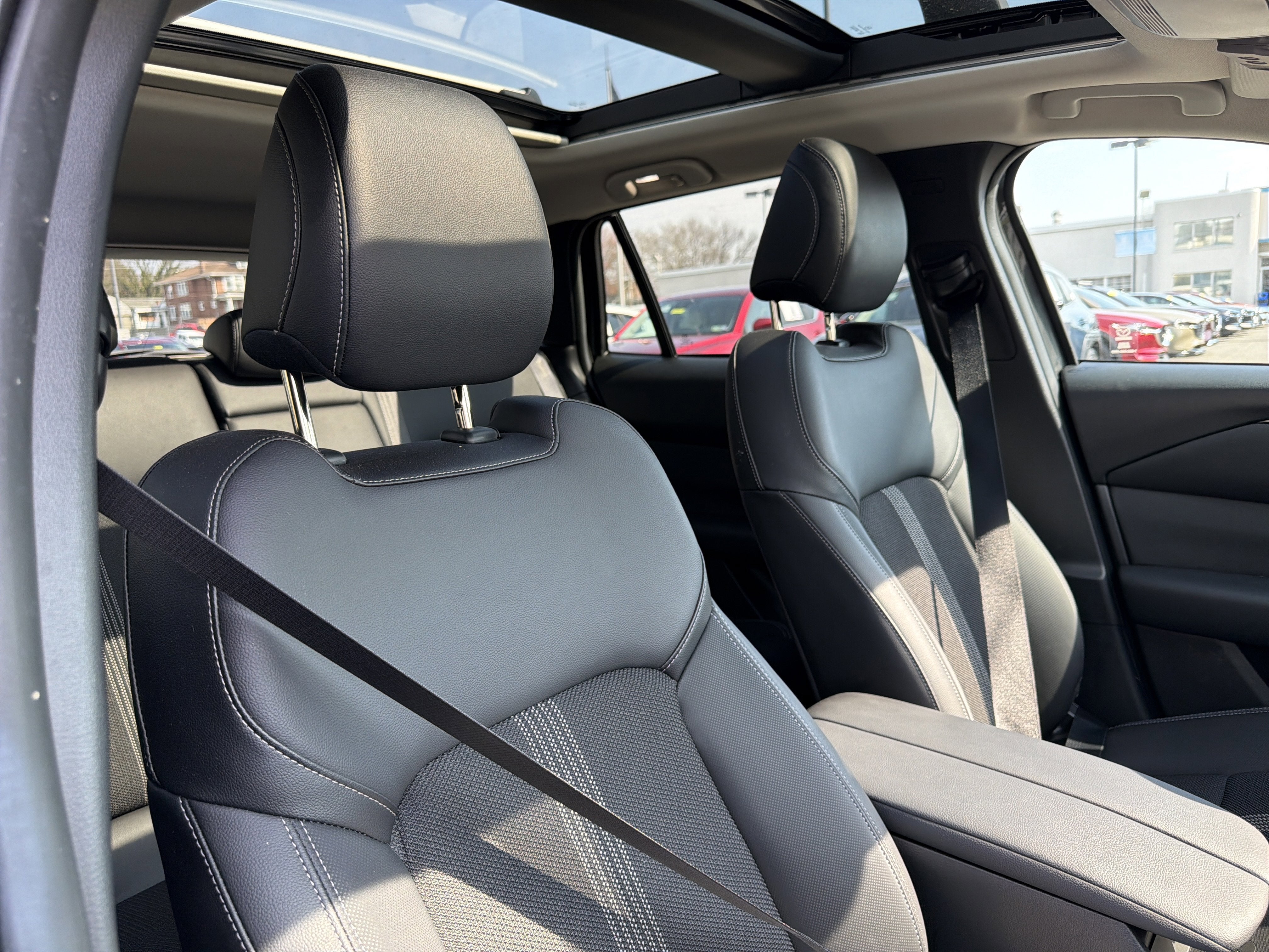 2025 Mazda Mazda CX-50 2.5 S Premium Package