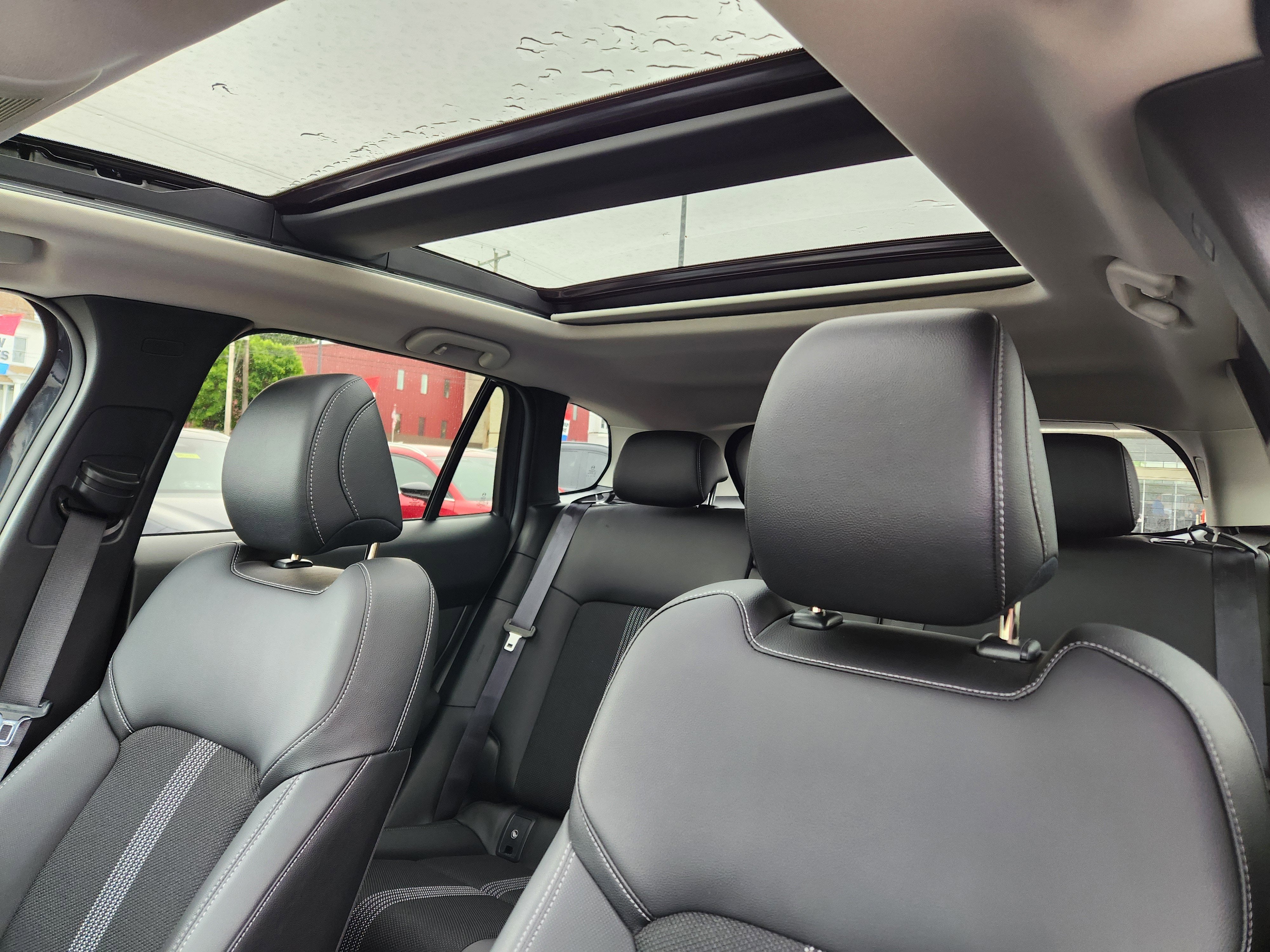 2025 Mazda Mazda CX-50 2.5 S Premium Package