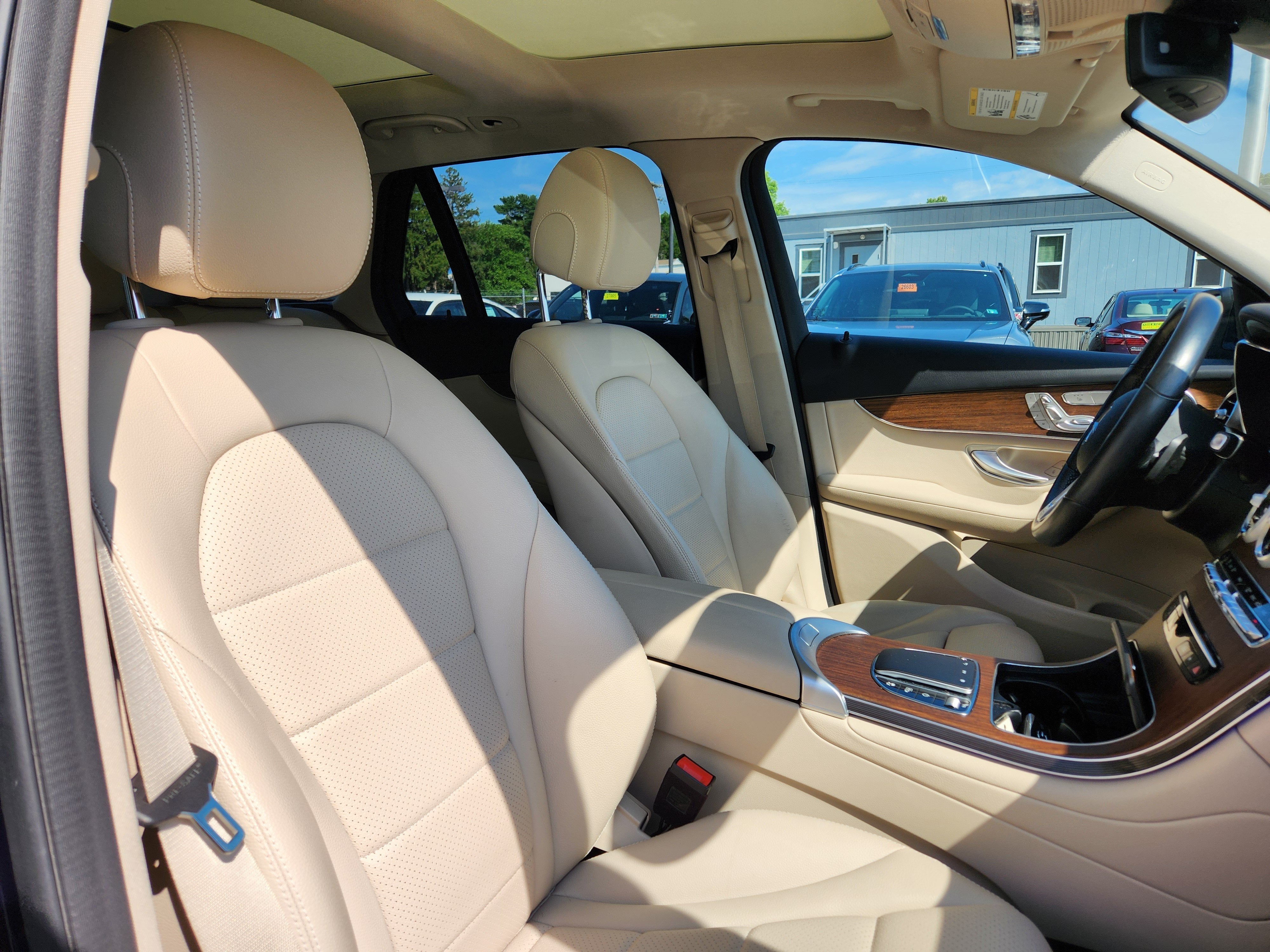 2022 Mercedes-Benz GLC GLC 300