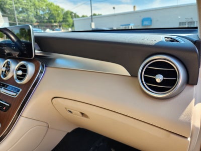 2022 Mercedes-Benz GLC GLC 300