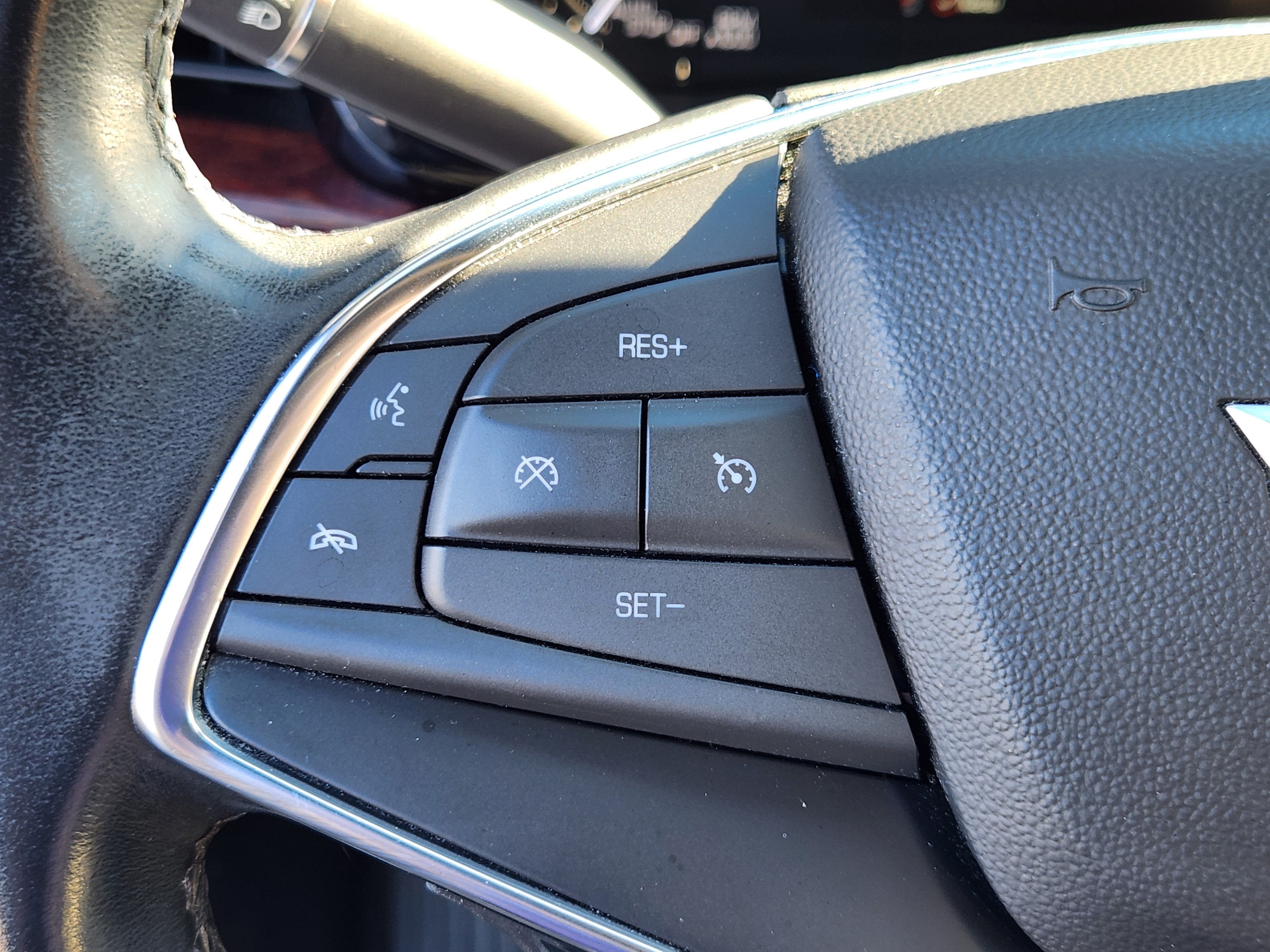 2018 Cadillac XT5 Luxury AWD