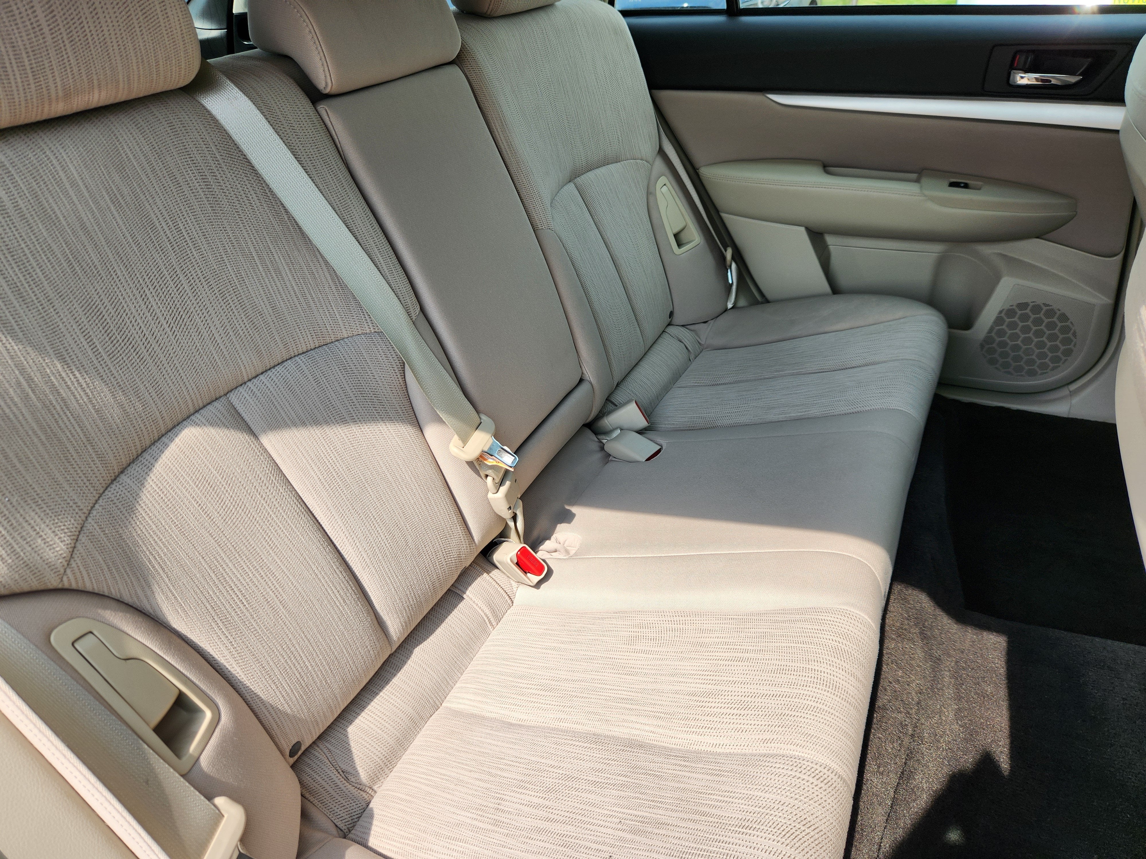 2014 Subaru Outback 2.5i